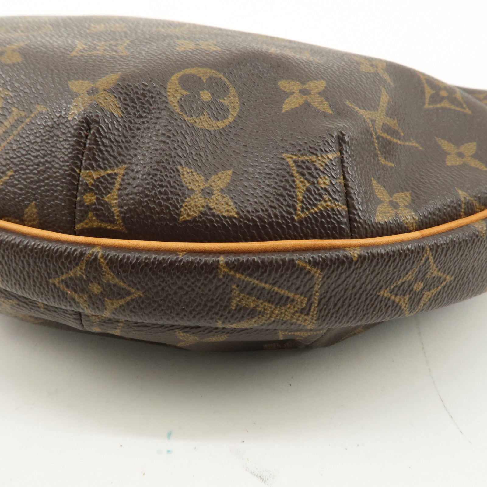 Louis Vuitton Monogram Croissant MM Shoulder Bag Hand Bag M51512