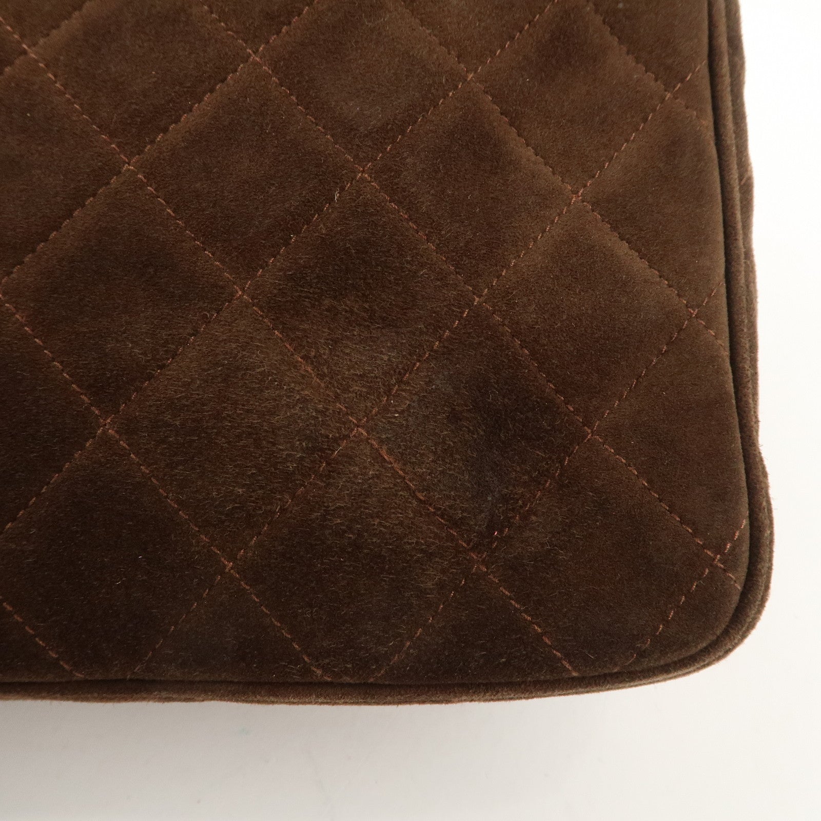 CHANEL Matelasse Suede Shoulder Bag Brown Gold Hardware