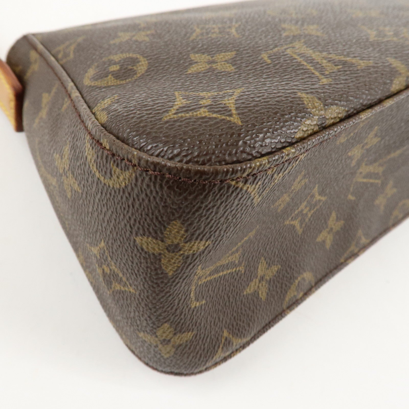 Louis Vuitton Monogram Mini Looping Shoulder Bag Hand Bag M51147 Used