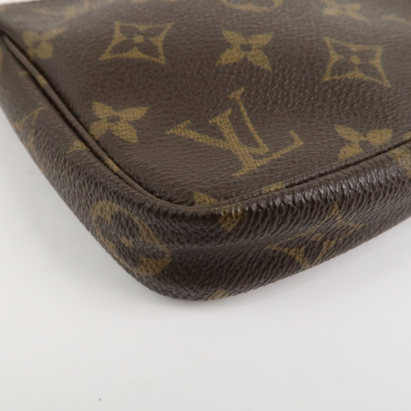 Louis Vuitton Monogram Pochette Accessoires Pouch M51980