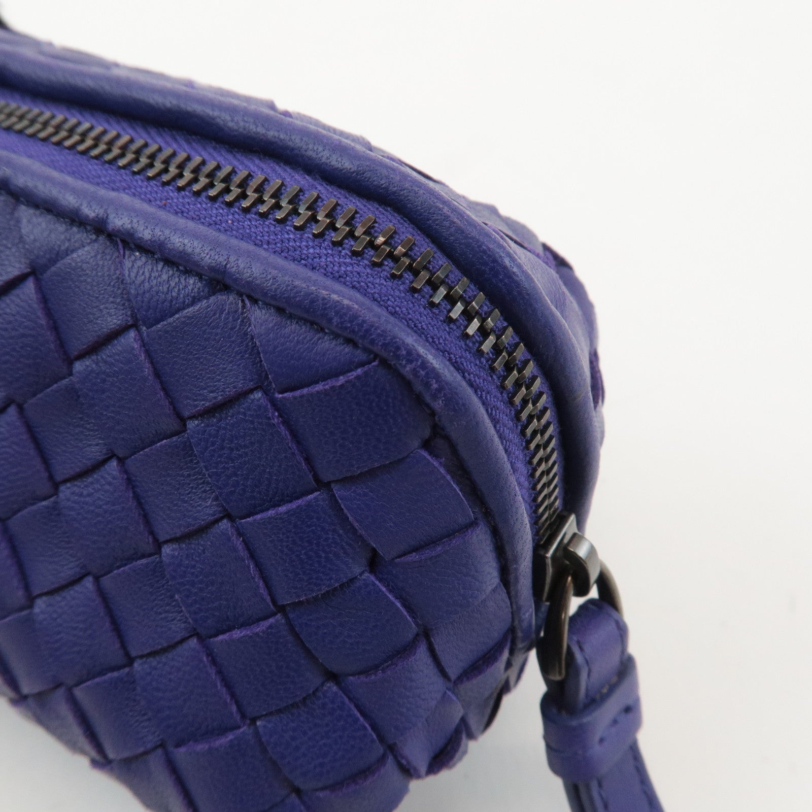 BOTTEGA VENETA Intrecciato Leather Pouch