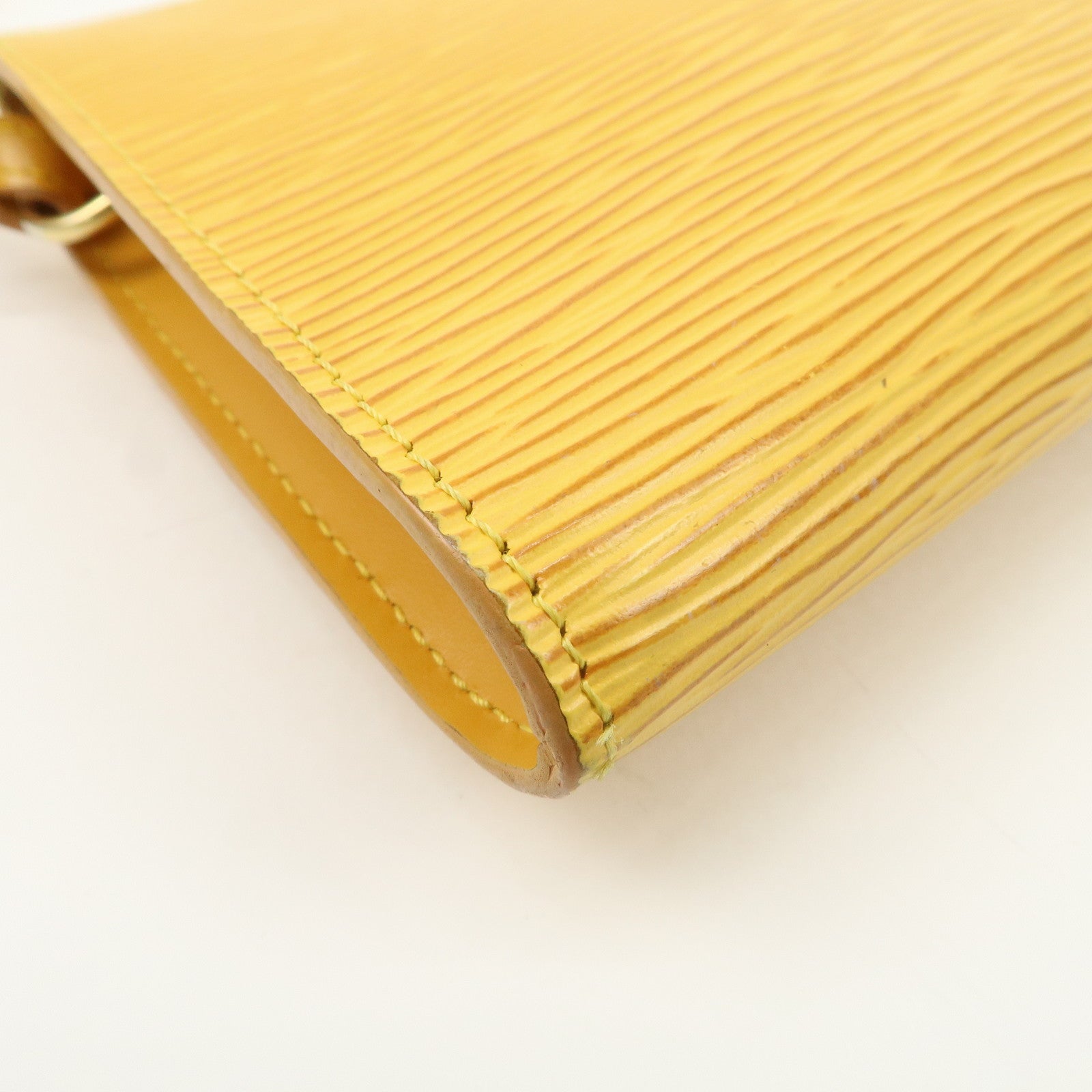 Louis Vuitton Epi Pochette Accessoires Pouch Tassili Yellow M52959 Used