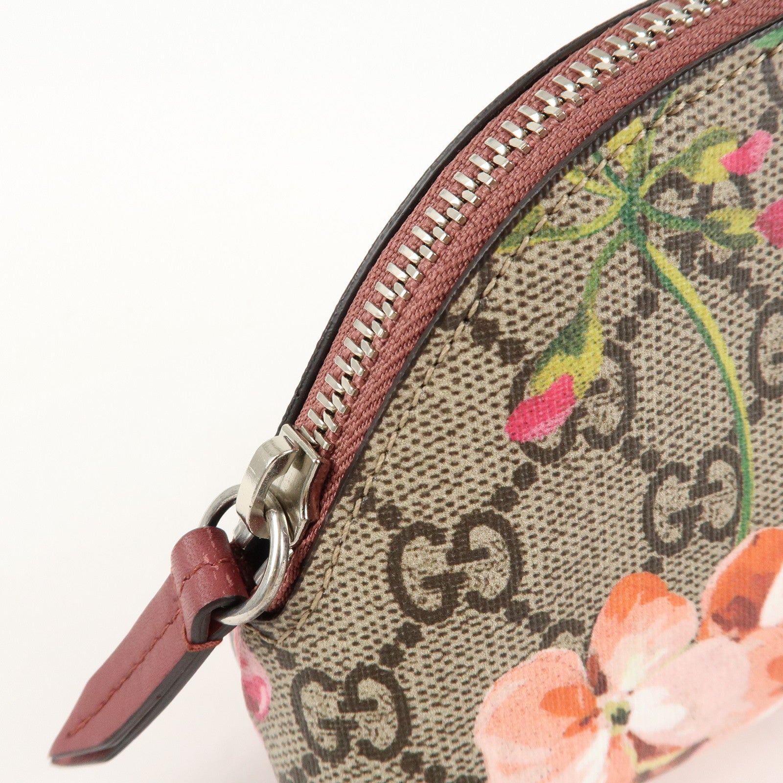 GUCCI GG Blooms GG Supreme Leather Pouch Beige Pink 431380 Used