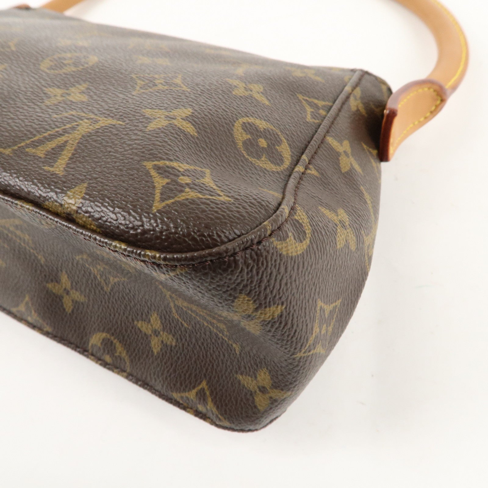 Louis Vuitton Monogram Mini Looping Shoulder Bag Hand Bag M51147