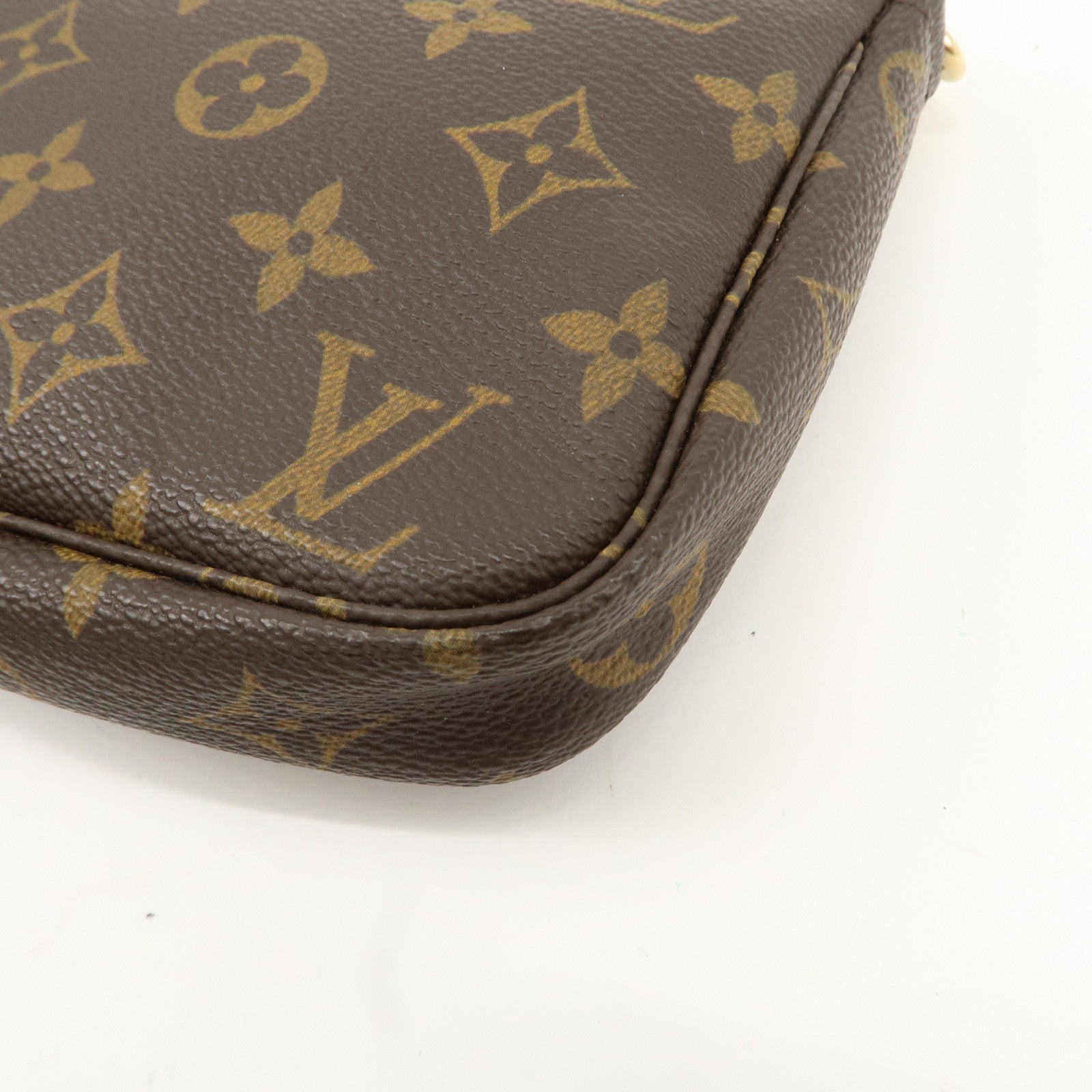 Louis Vuitton Monogram Pochette Accessoires Pouch M51980