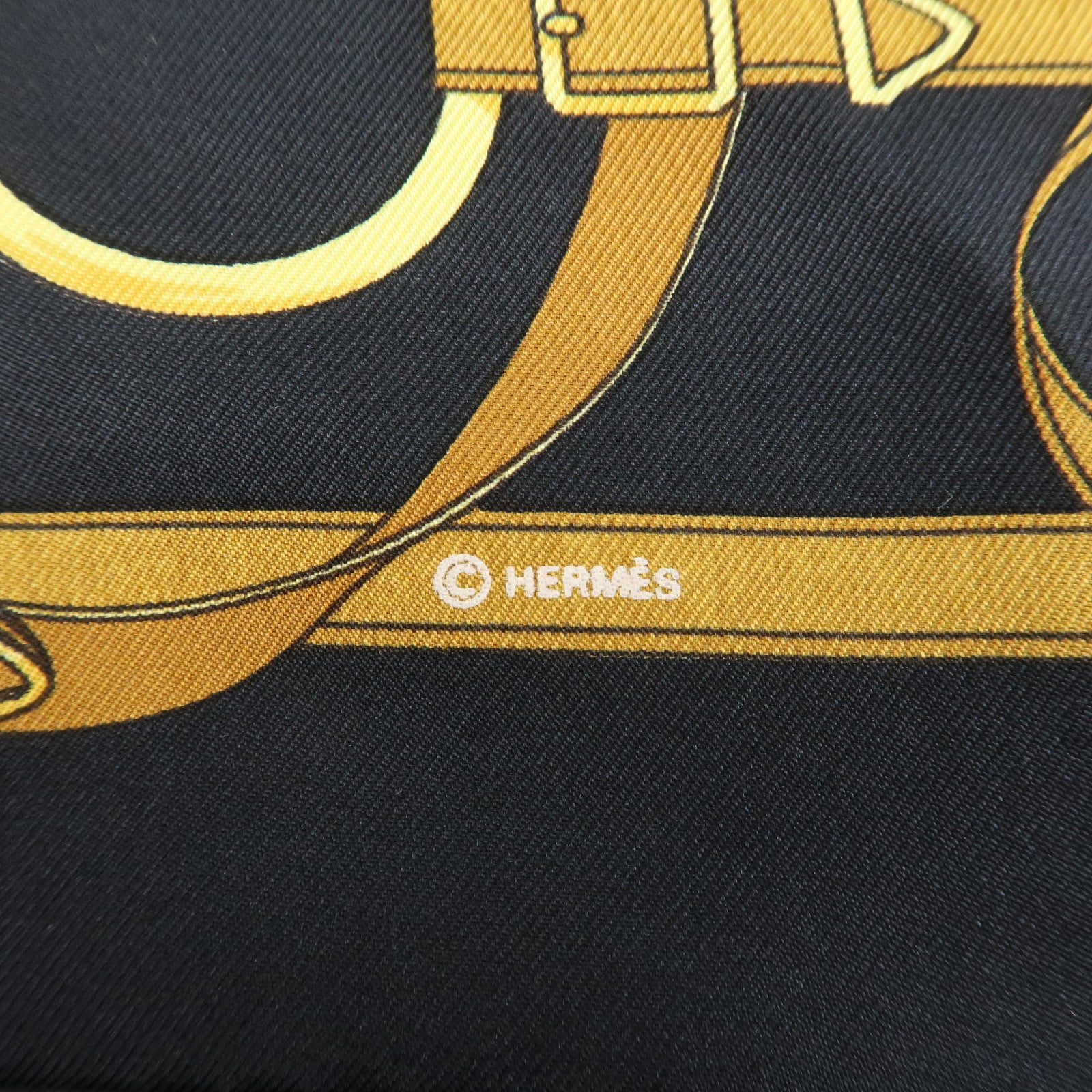 HERMES Silk 100% Carre 40 Scarf Pellier Navy Gold