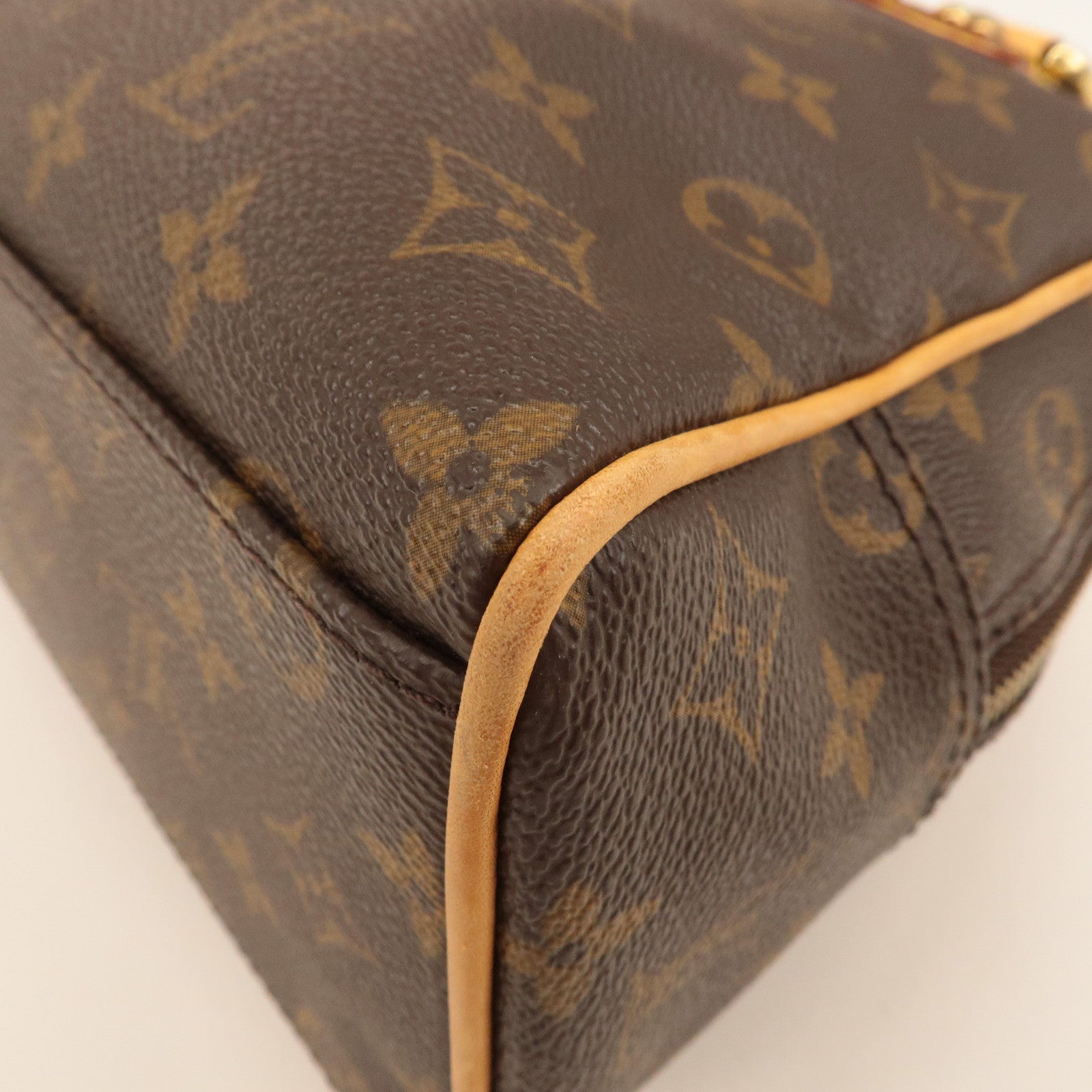 Louis Vuitton Monogram Manhattan PM Hand Bag Brown M40026