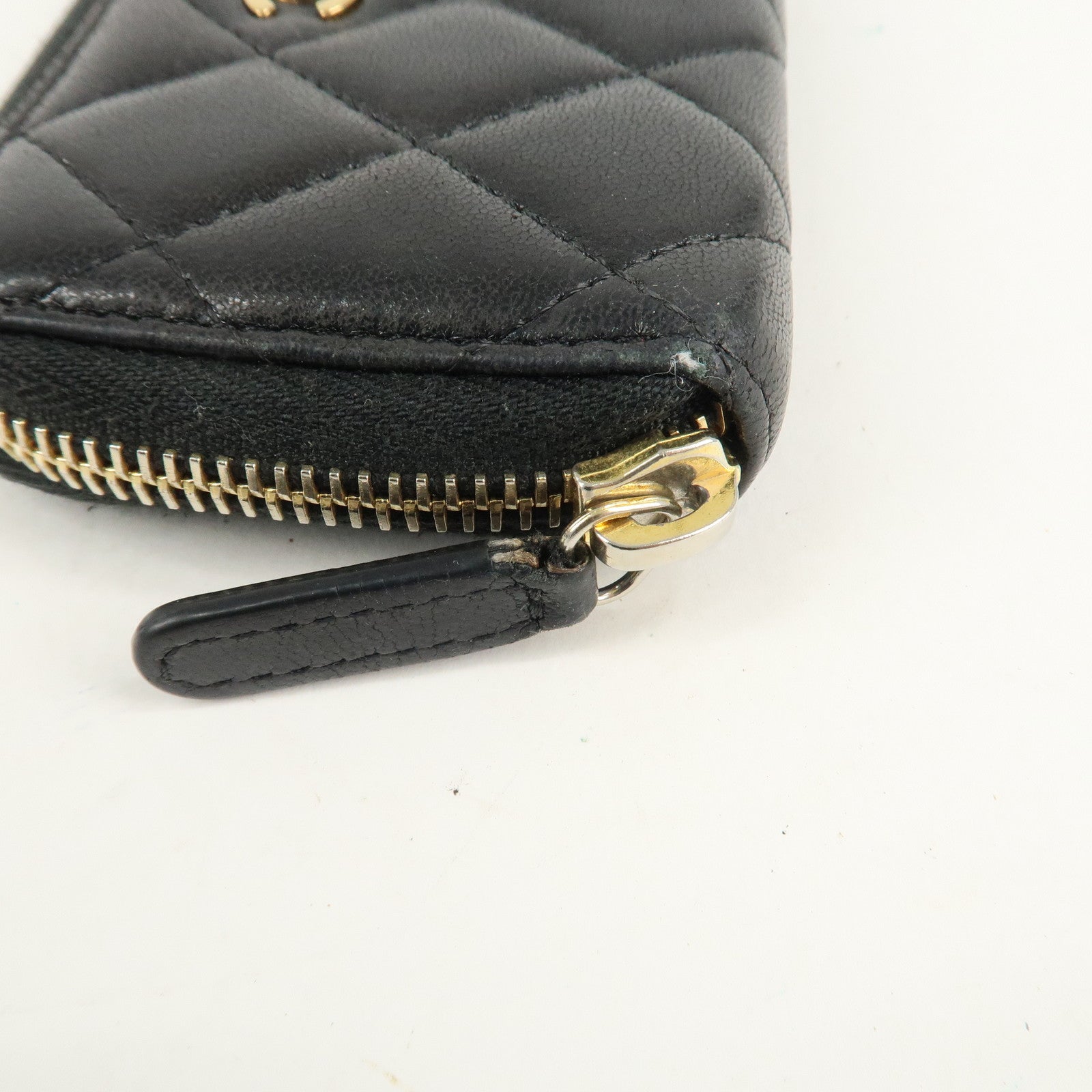 CHANEL Matelasse Lamb Skin Zip Around Coin Case Black A69271