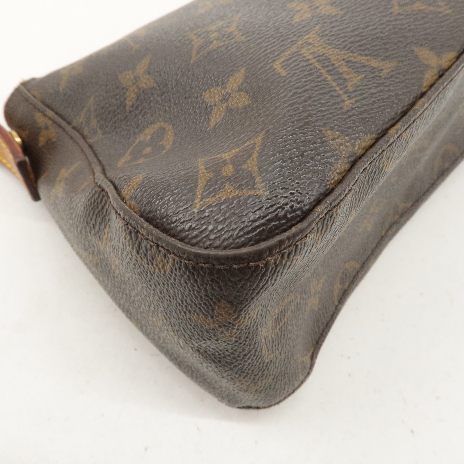 Louis Vuitton Monogram Mini Looping Shoulder Bag Hand Bag M51147