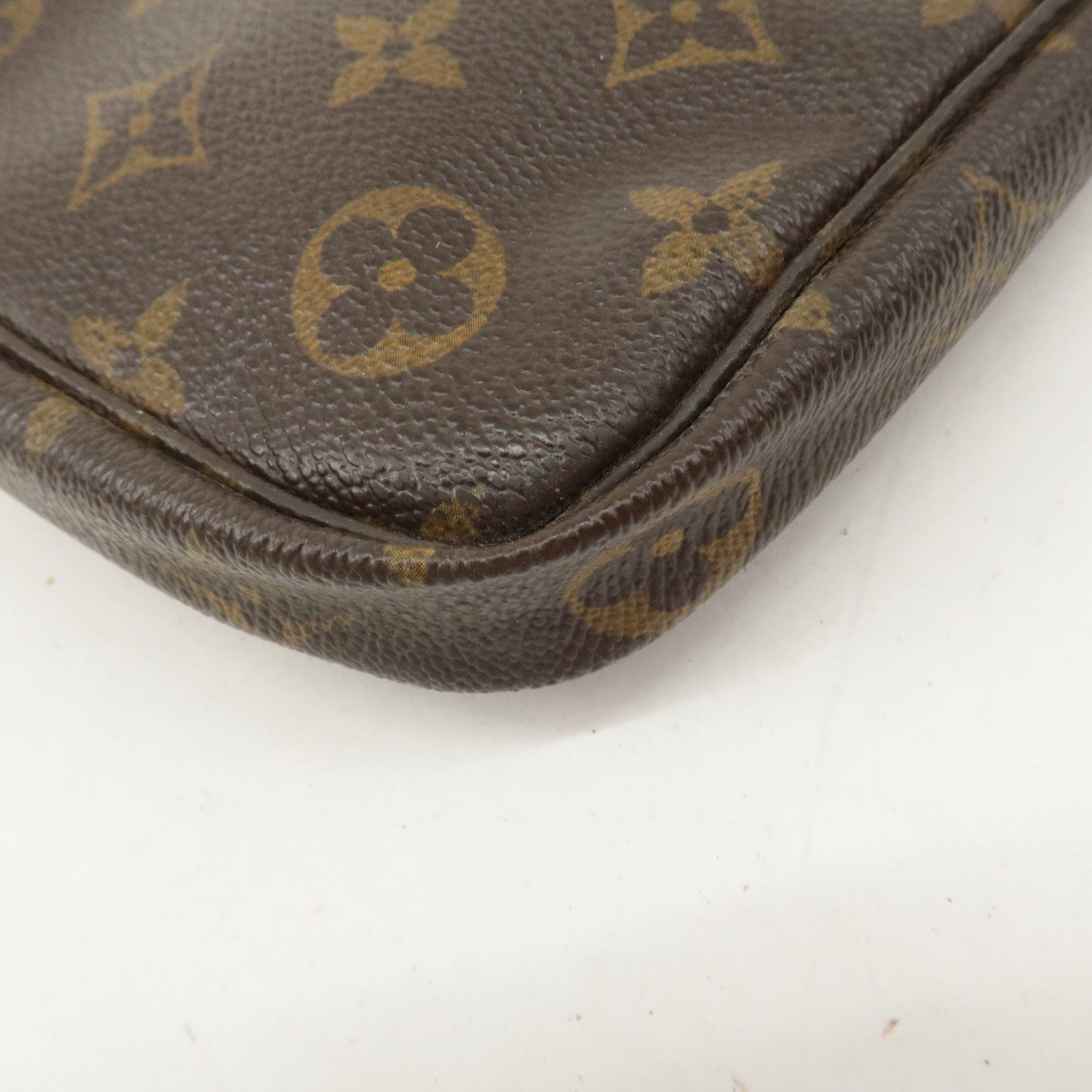 Louis Vuitton Cherry Blossom Pochette Accessoires Pouch M95008