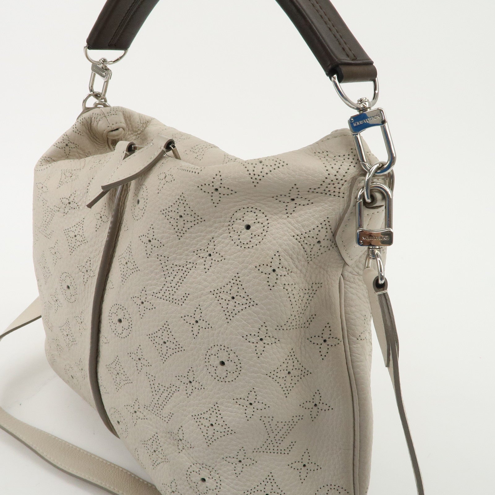 Louis Vuitton Monogram Mahina Selene PM Shoulder Bag Blanc M94275