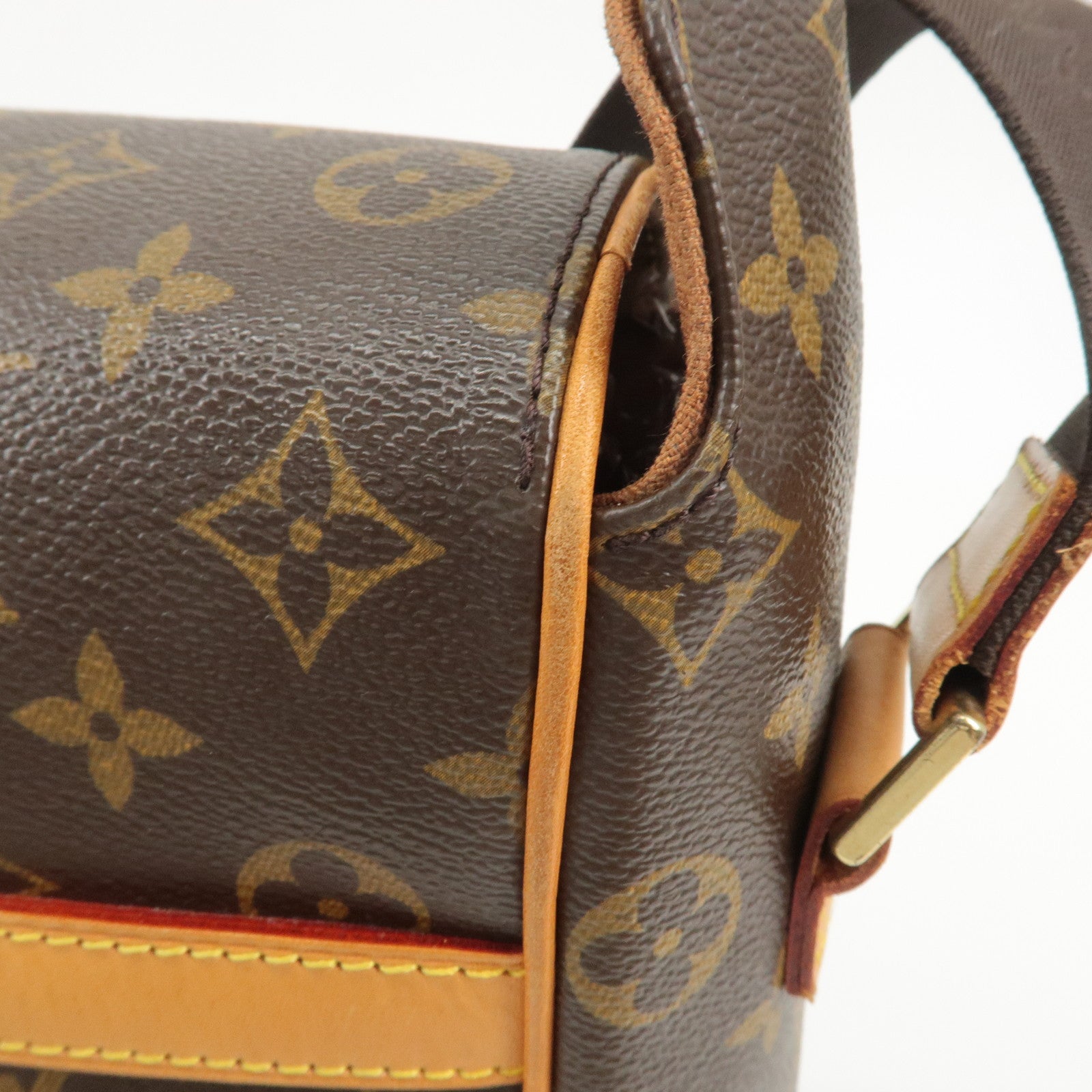 Louis Vuitton Monogram Abbesses Messenger Bag Hand Bag M45257