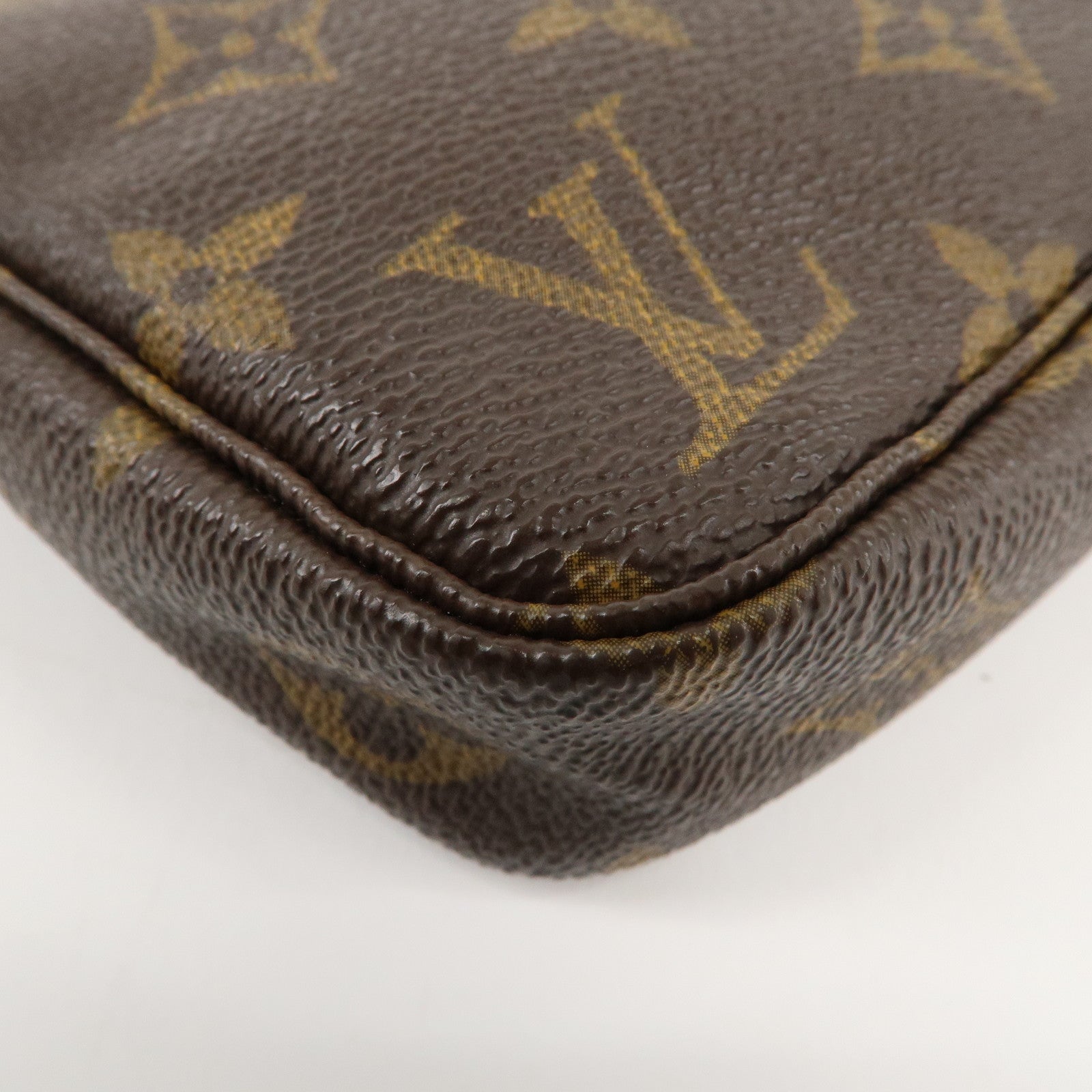 Louis Vuitton Monogram Pochette Accessoires Pouch M51980