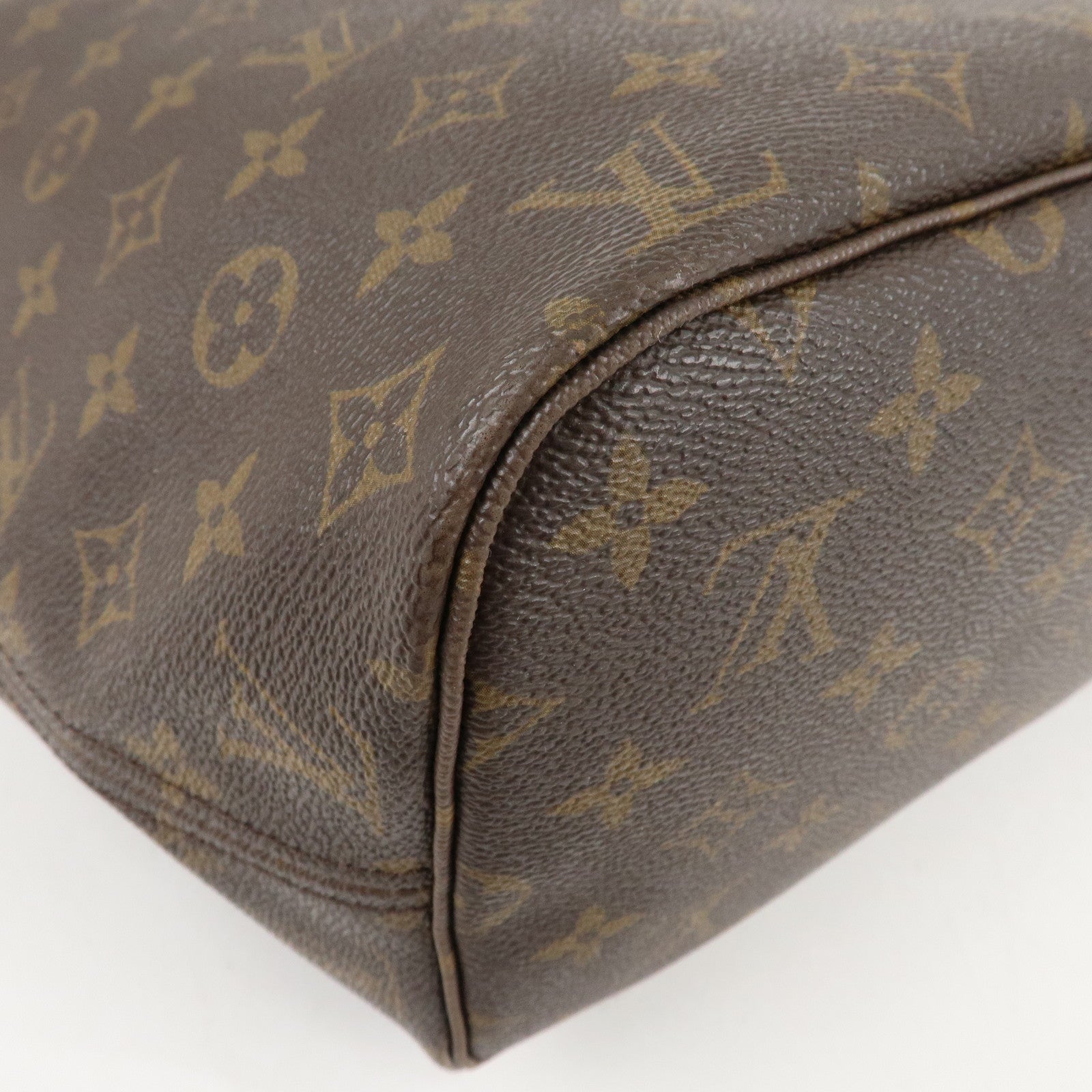 Louis Vuitton Monogram Neverfull MM Tote Bag Brown M40156