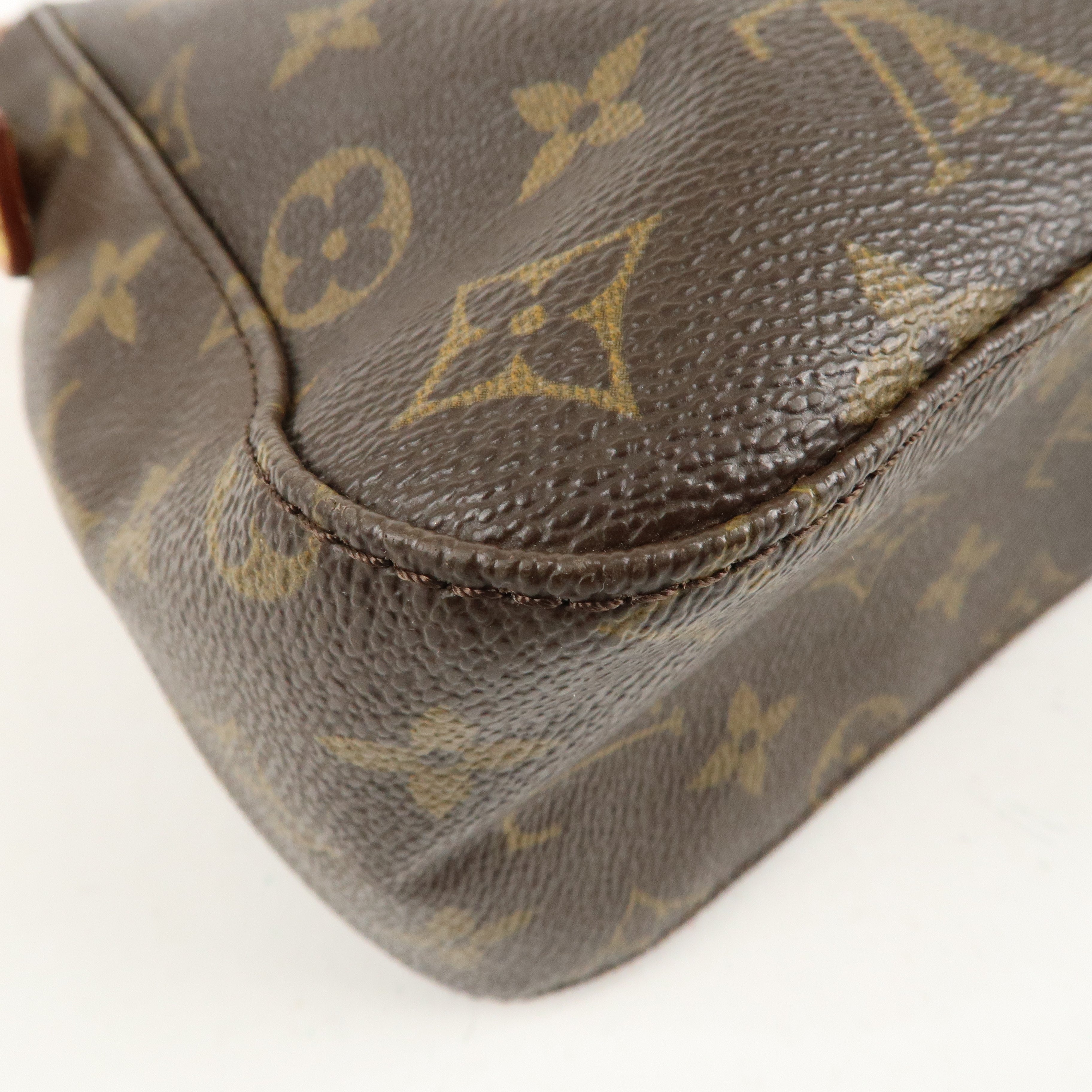 Louis Vuitton Monogram Mini Looping Shoulder Bag Hand Bag M51147