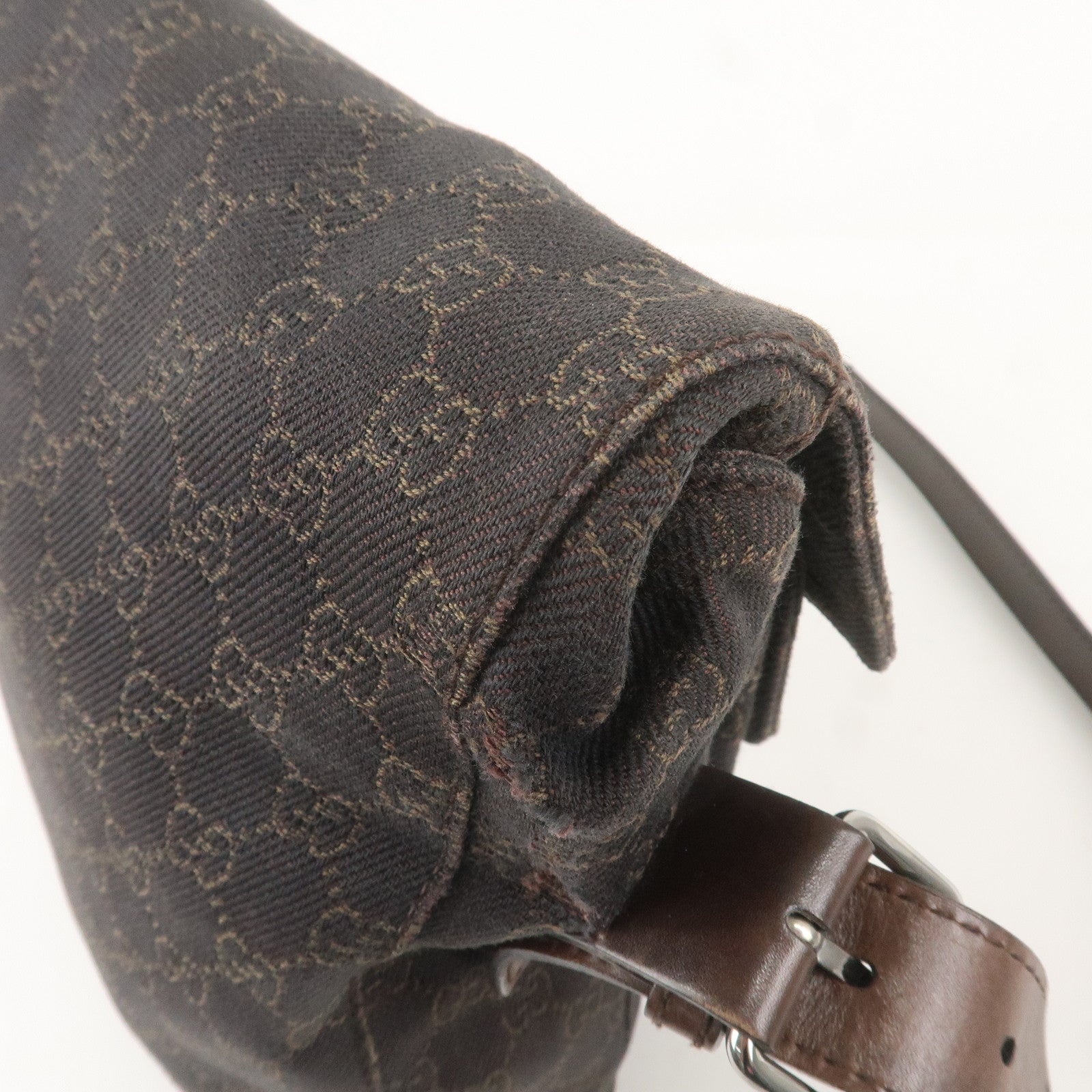 GUCCI GG Canvas Leather Shoulder Bag Dark Brown 101654