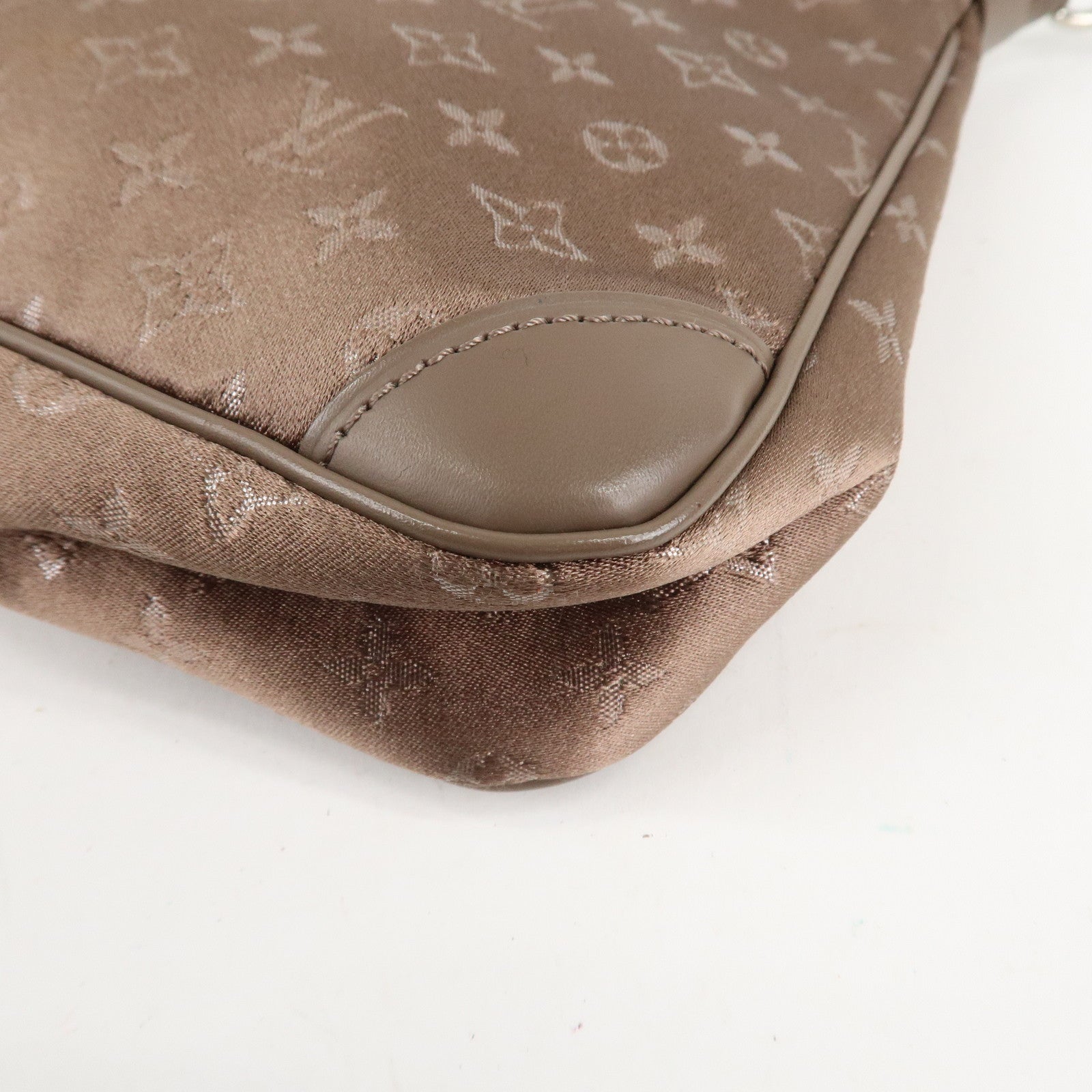 Louis Vuitton Monogram Satin Little Boulogne Hand Bag M92143