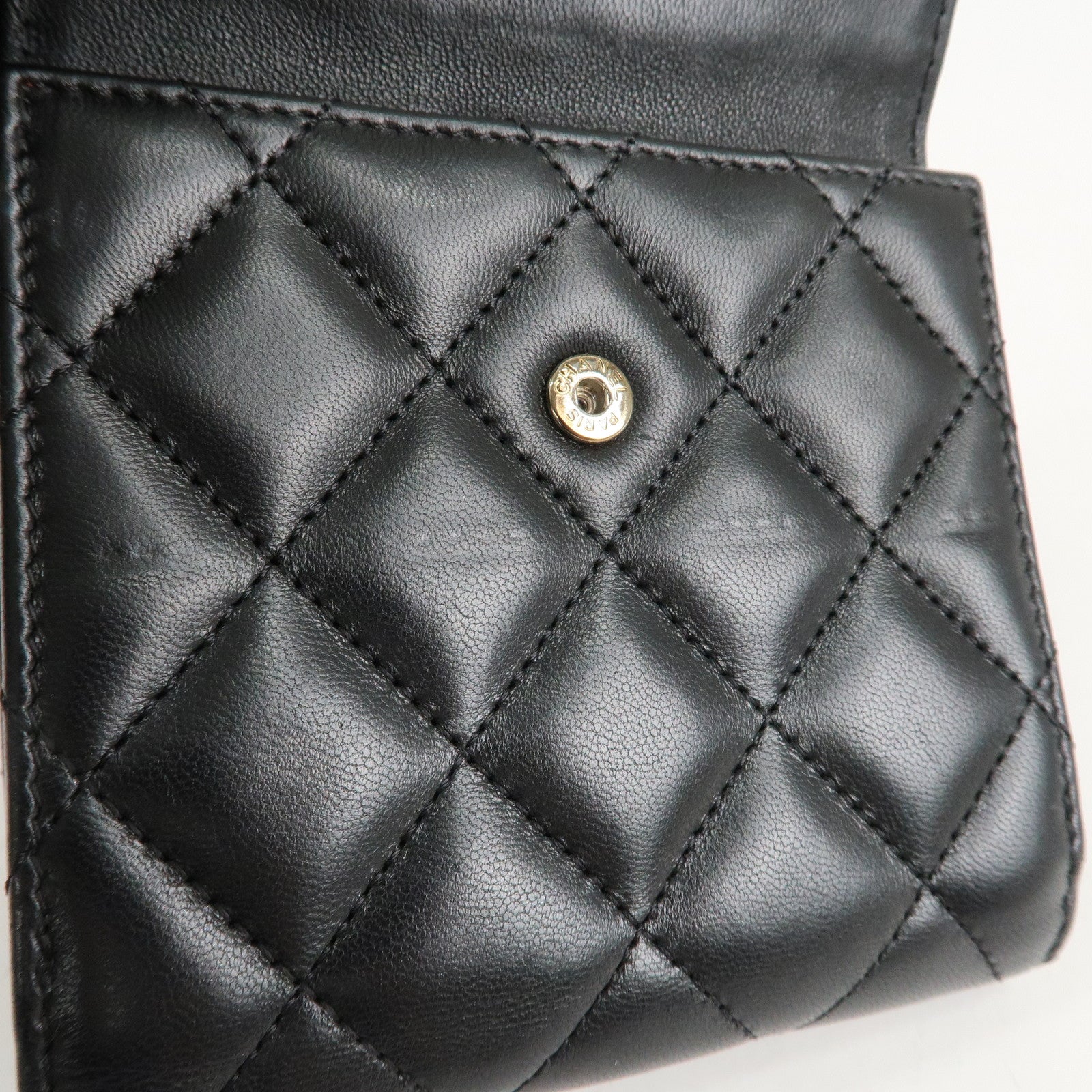 CHANEL Matelasse Lamb Skin Bi-Fold Small Wallet Black A48980 Used