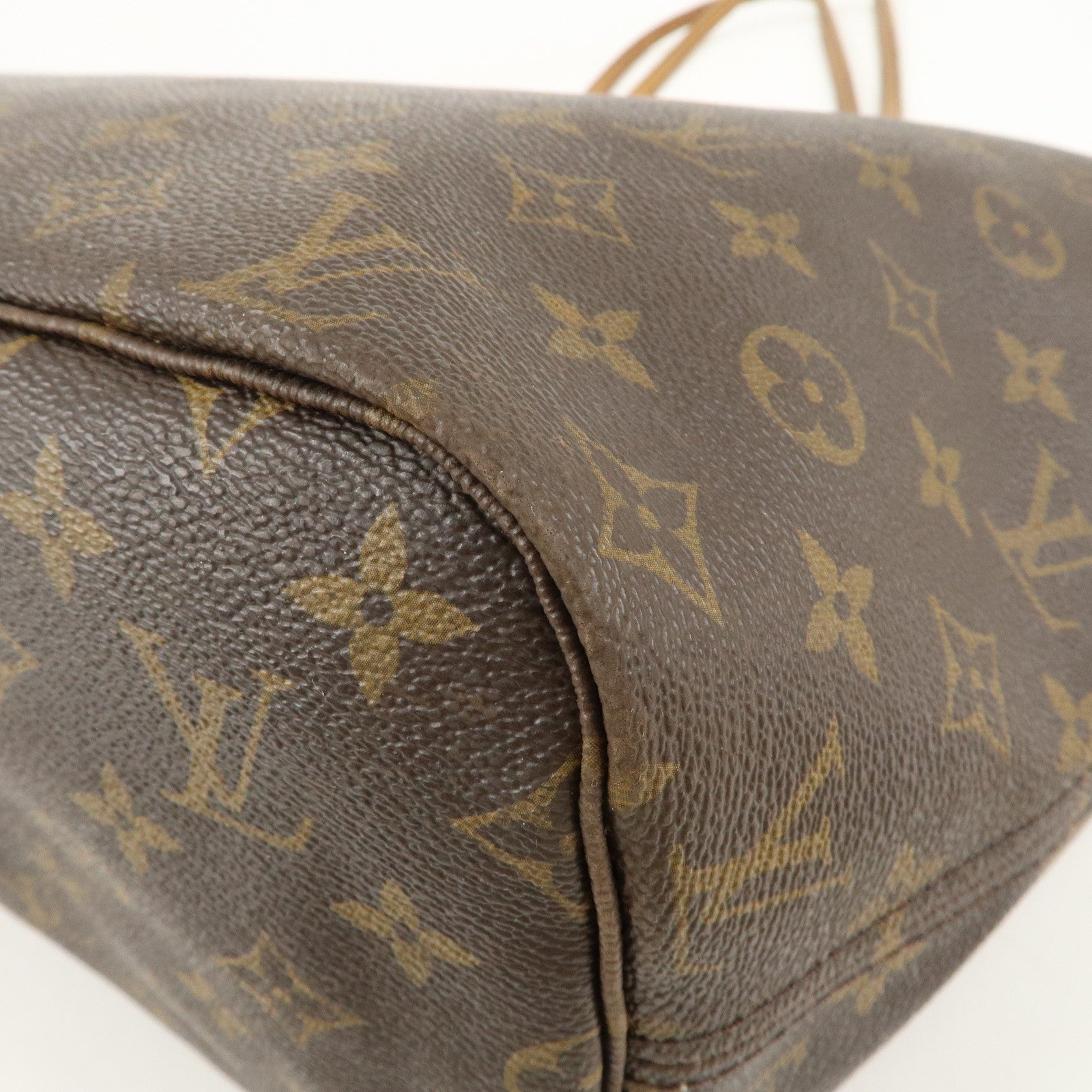 Louis Vuitton Monogram Neverfull MM Tote Bag Brown M40156