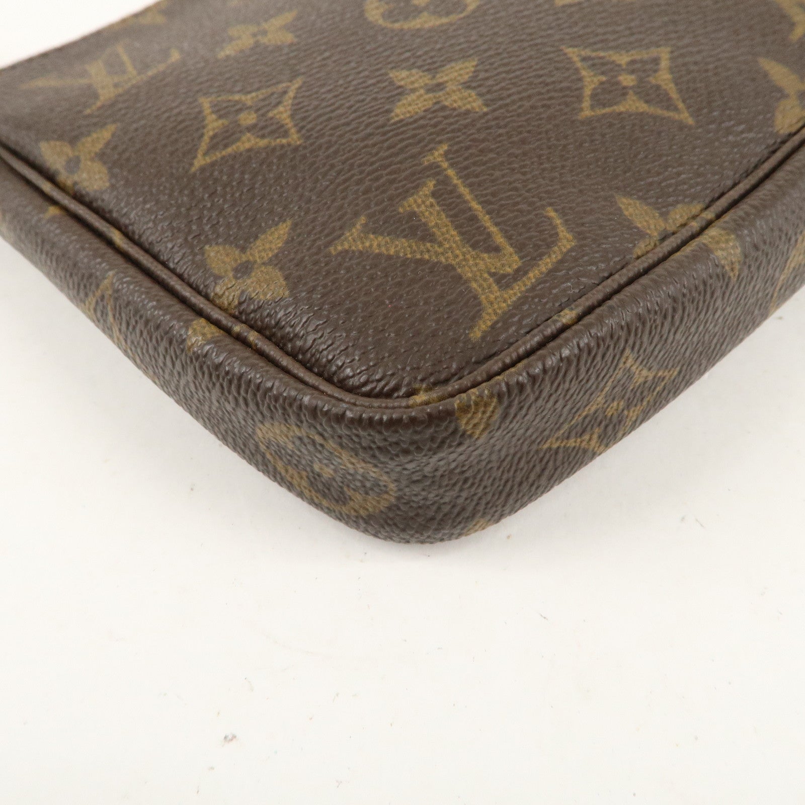 Louis Vuitton Monogram Pochette Accessoir Hand Bag Brown M51980