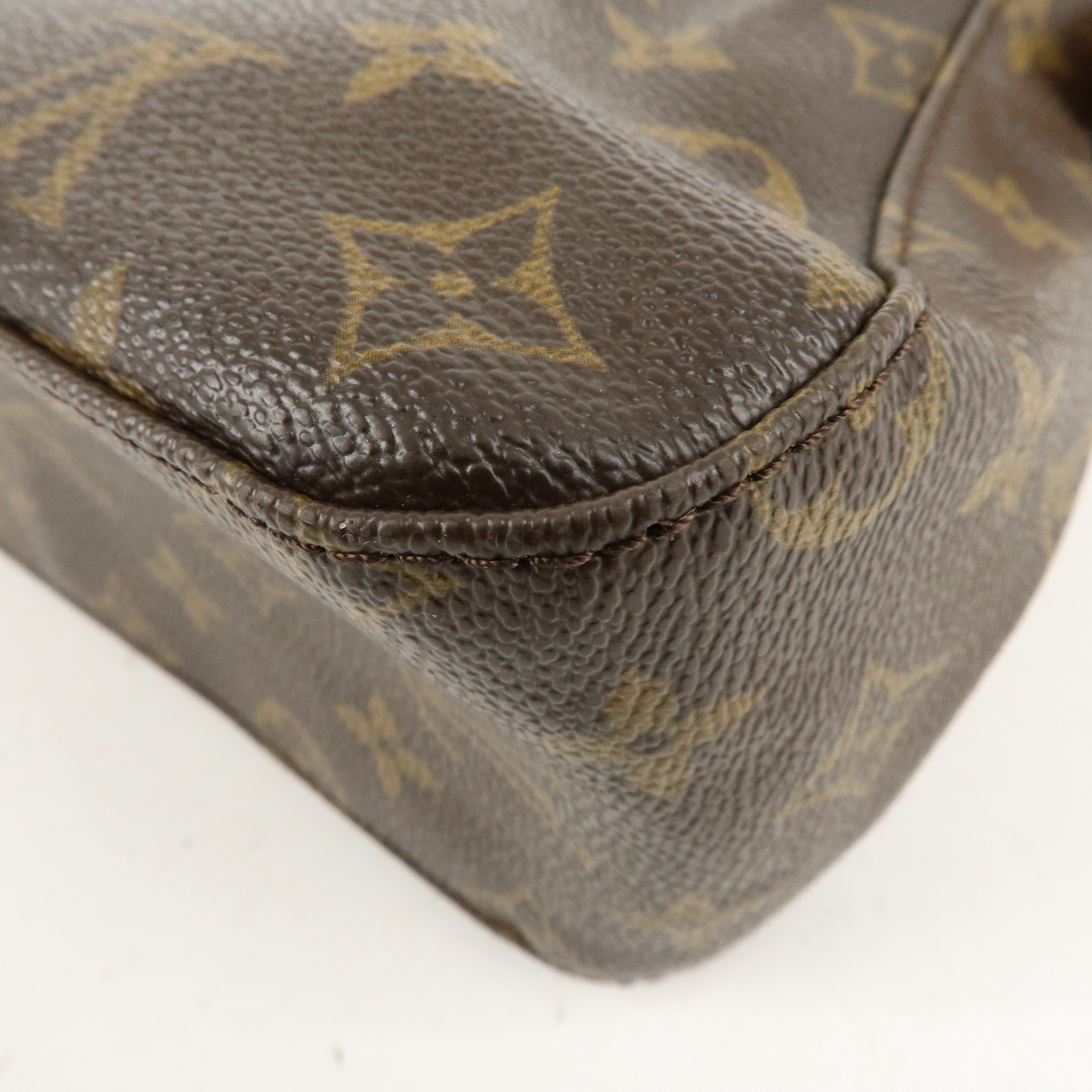 Louis Vuitton Monogram Mini Looping Shoulder Bag Hand Bag M51147