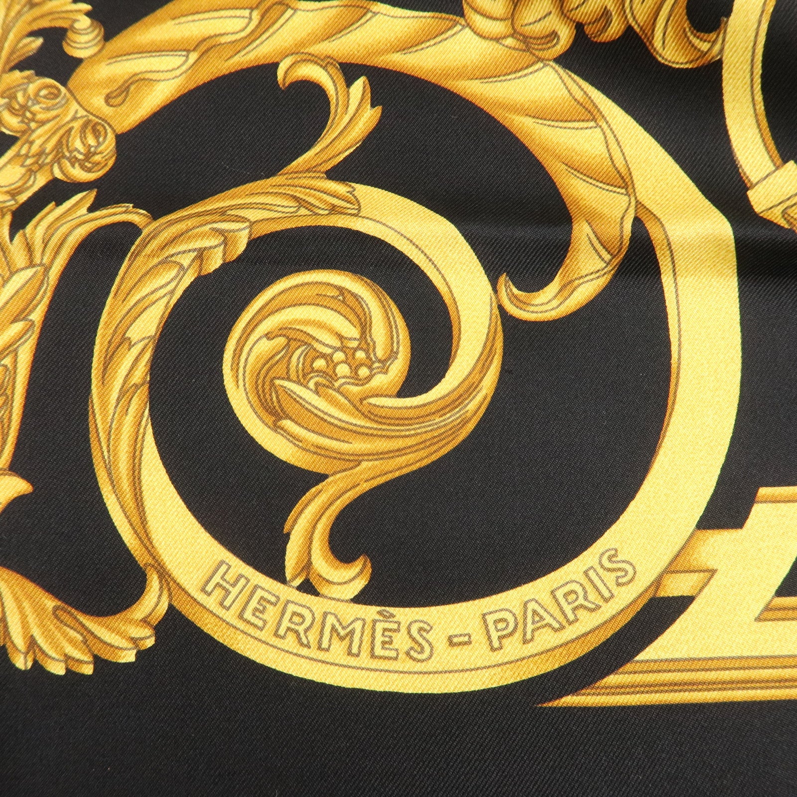 HERMES Silk 100% Carre 90 Scarf LES TUILERIES Black Gold Used