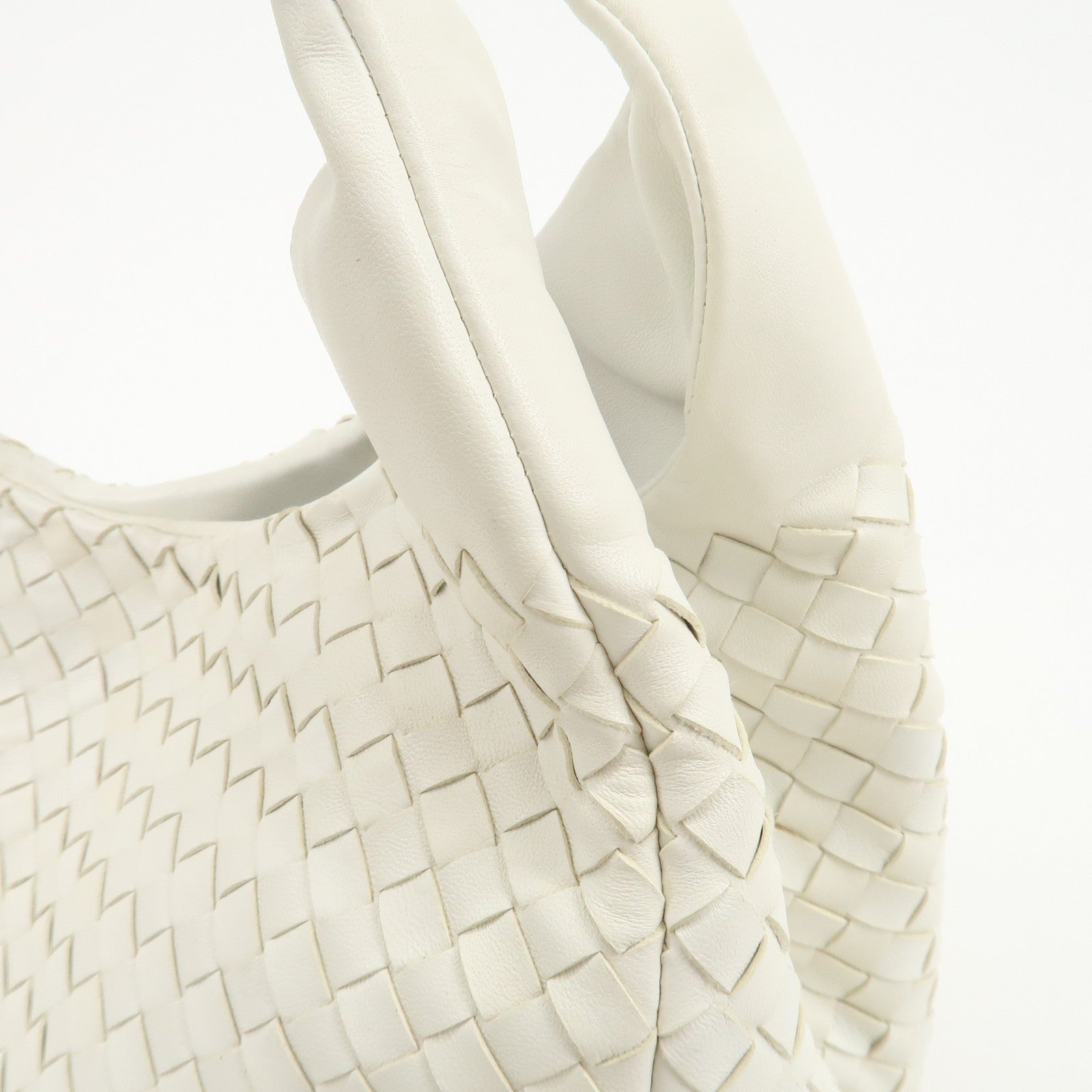 BOTTEGA VENETA Intrecciato Leather Campana Shoulder Bag White 125787