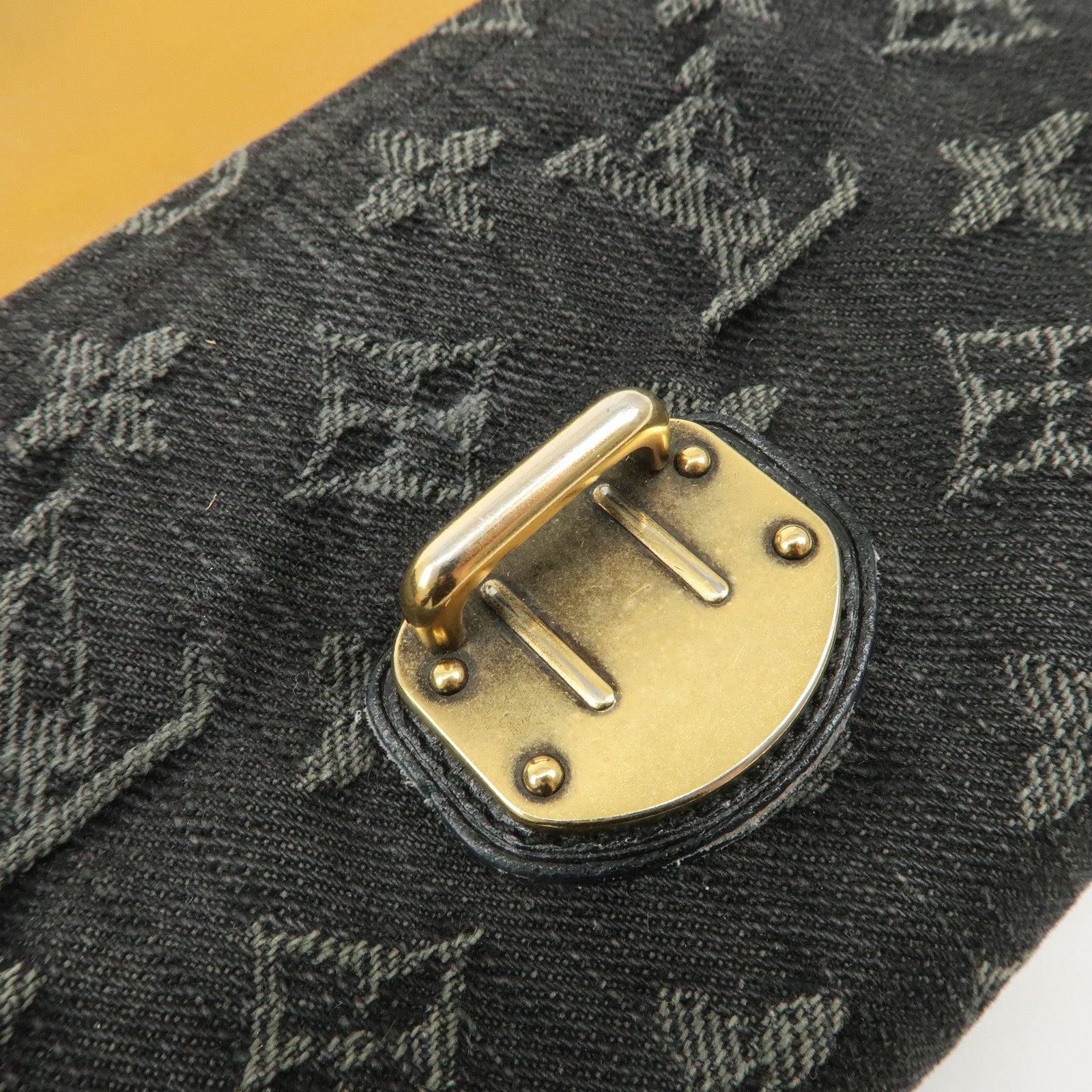 Louis Vuitton Monogram Denim Portefeuille Amelia Noir M95512 Used