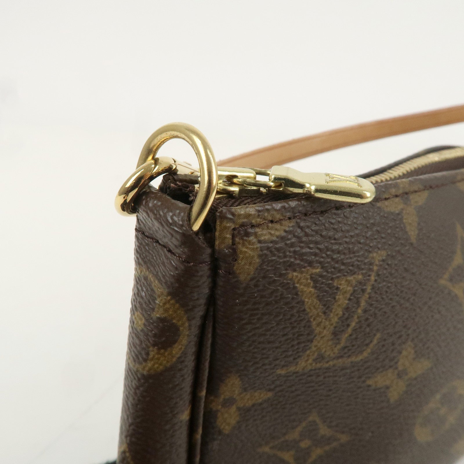 Louis Vuitton Monogram Pochette Accessoires Pouch M51980