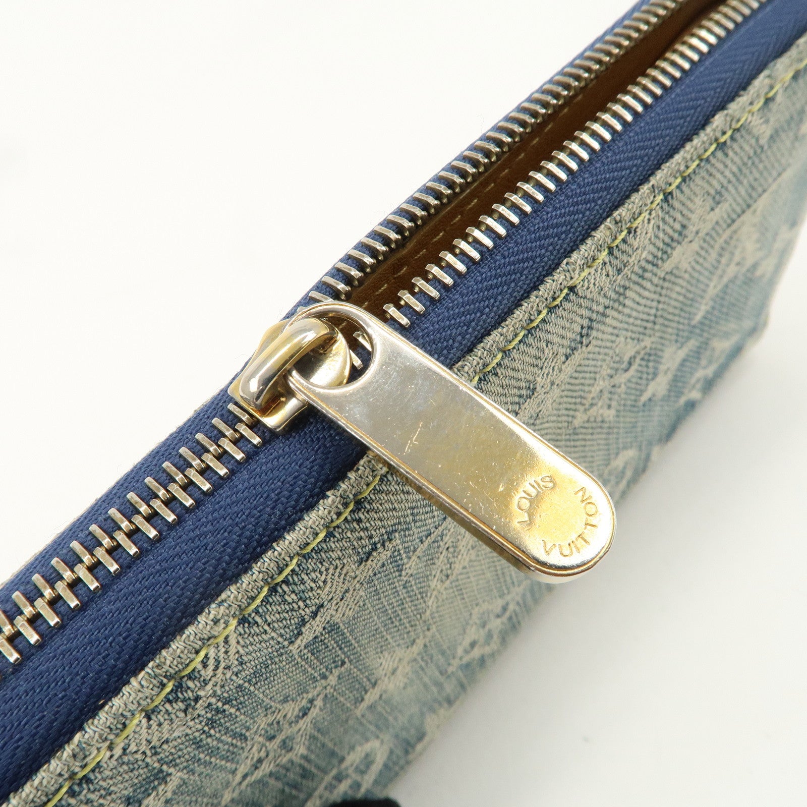 Louis Vuitton Monogram Denim Zippy Wallet M95341 Blue