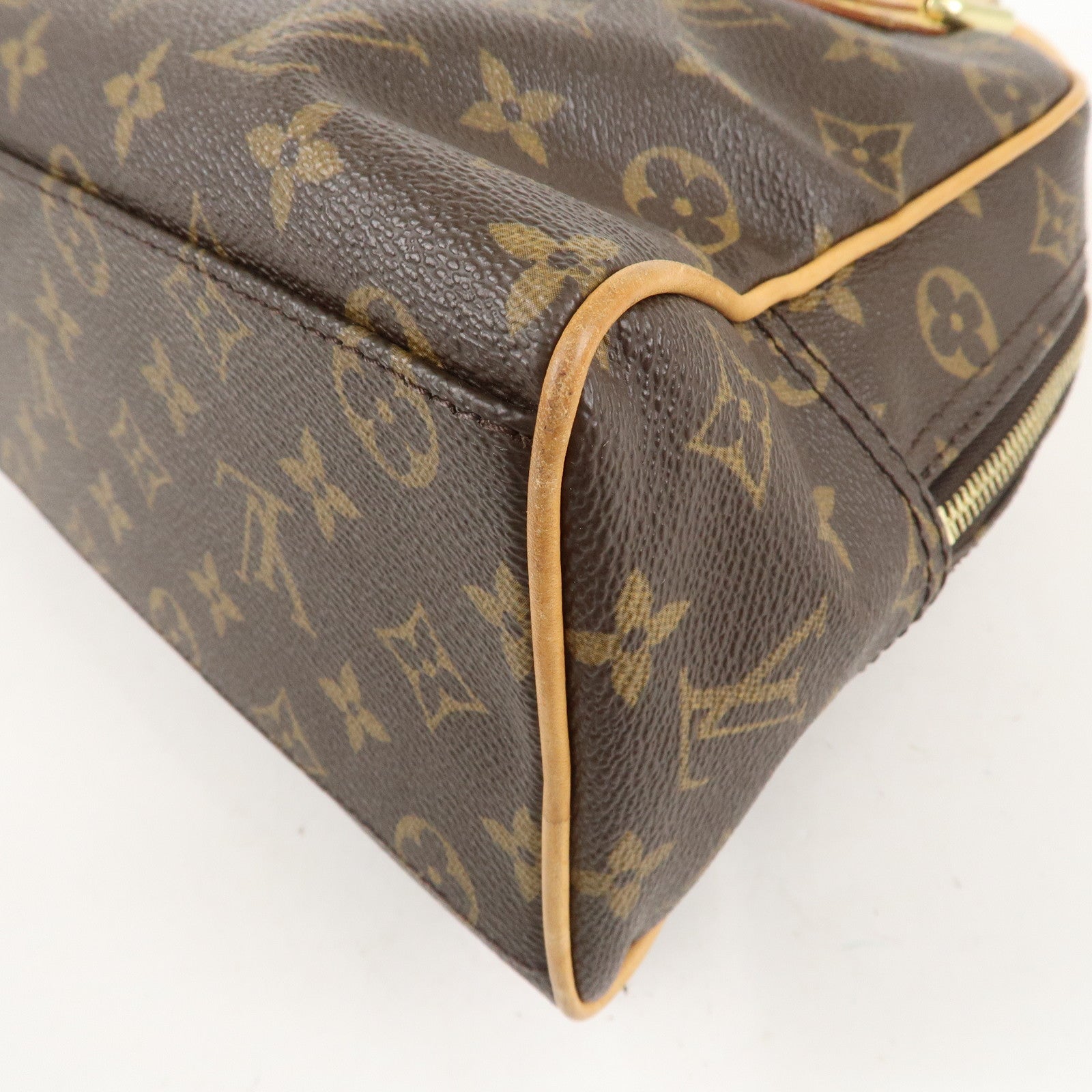 Louis Vuitton Monogram Manhattan PM Hand Bag Brown M40026