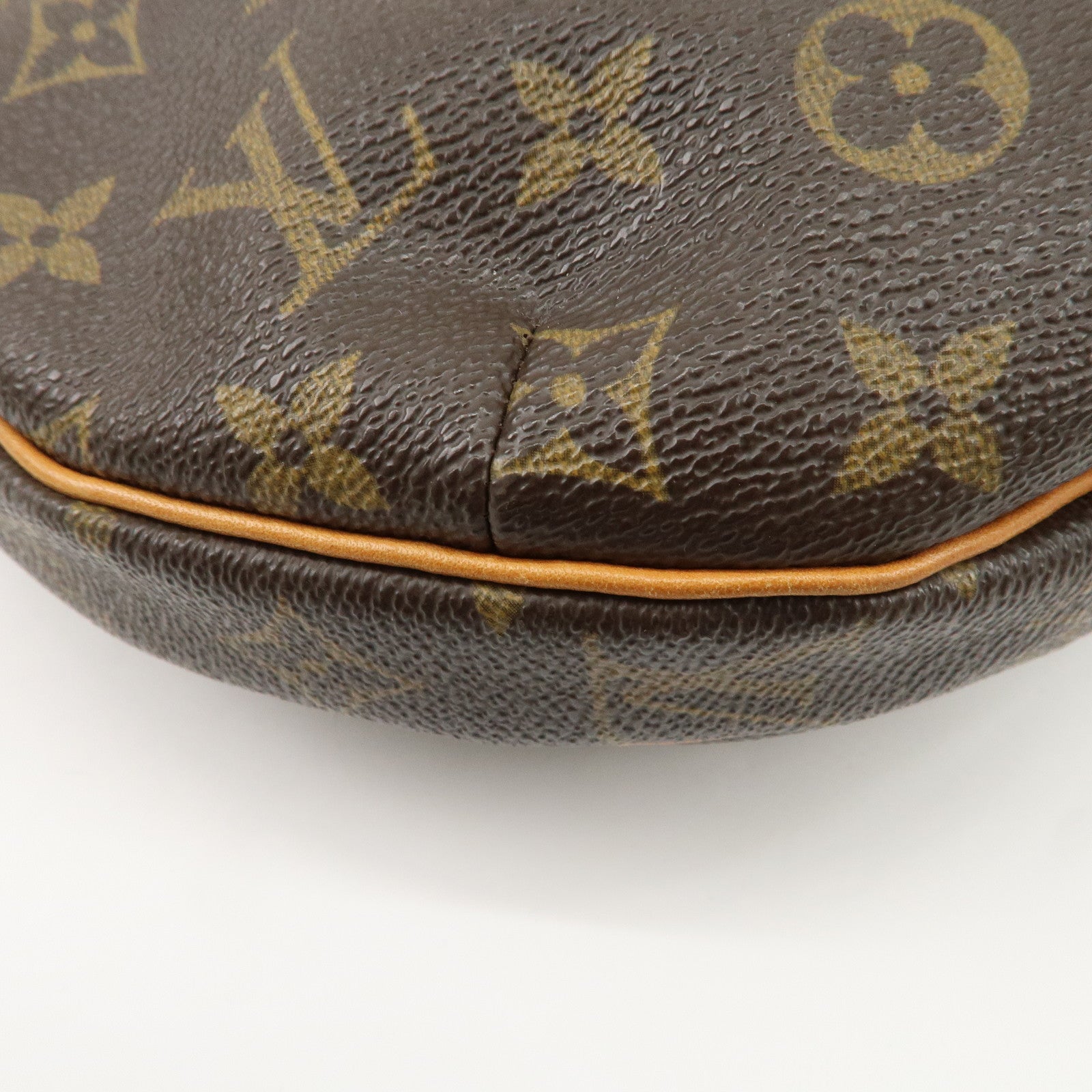 Louis Vuitton Monogram Croissant MM Shoulder Bag M51512 Used