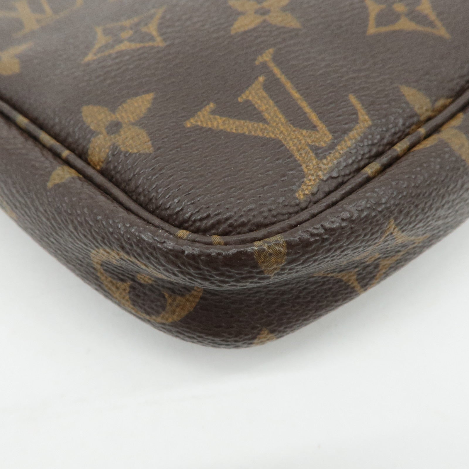 Louis Vuitton Monogram Pochette Accessoires Pouch M51980