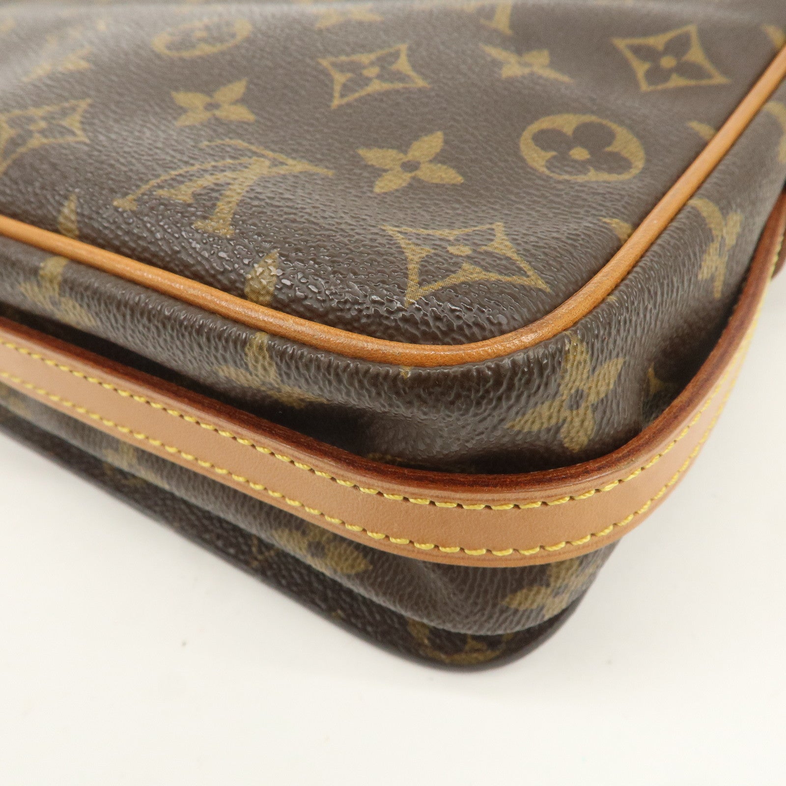 Louis Vuitton Monogram Saint Germain 28 Shoulder Bag M51207