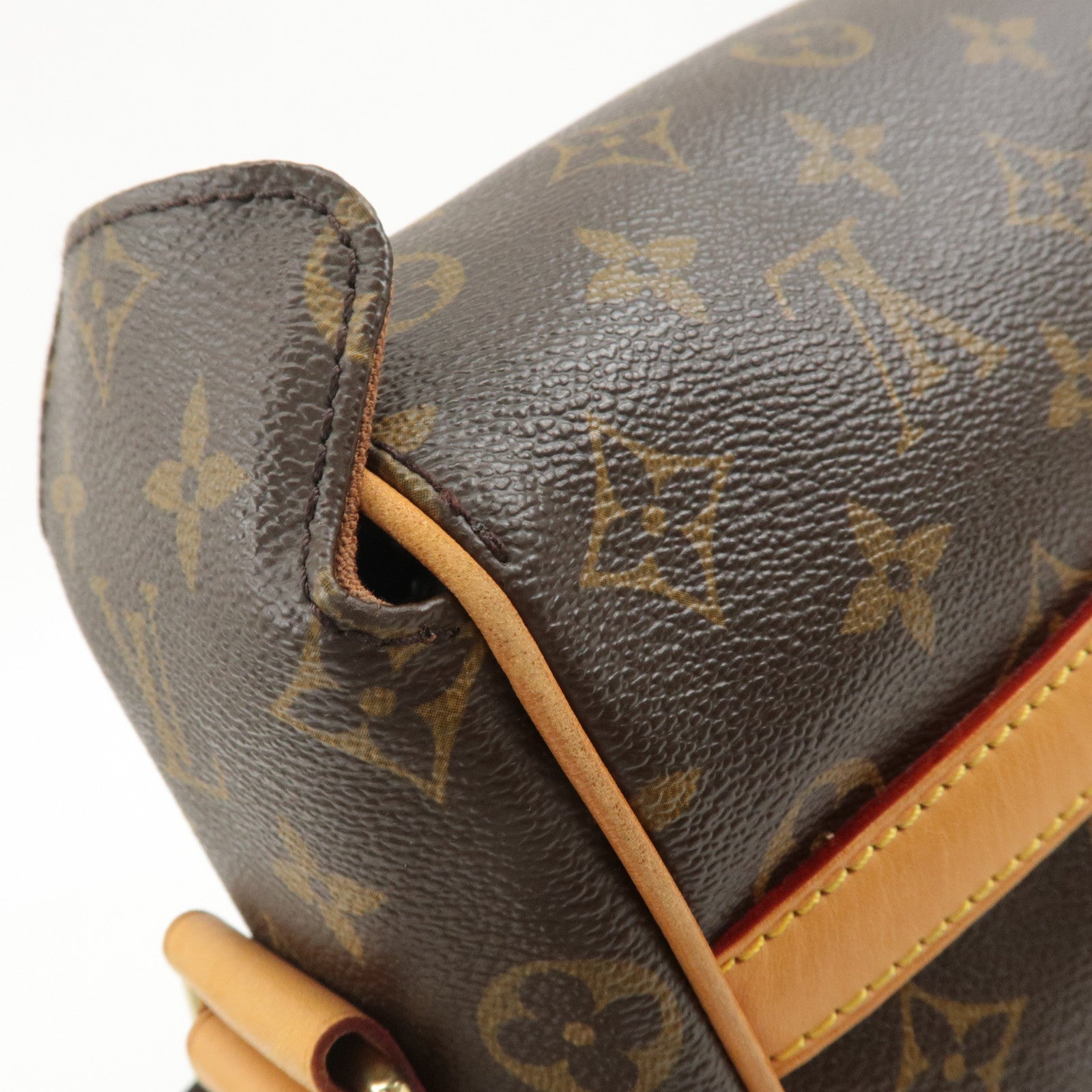 Louis Vuitton Monogram Abbesses Messenger Bag Hand Bag M45257