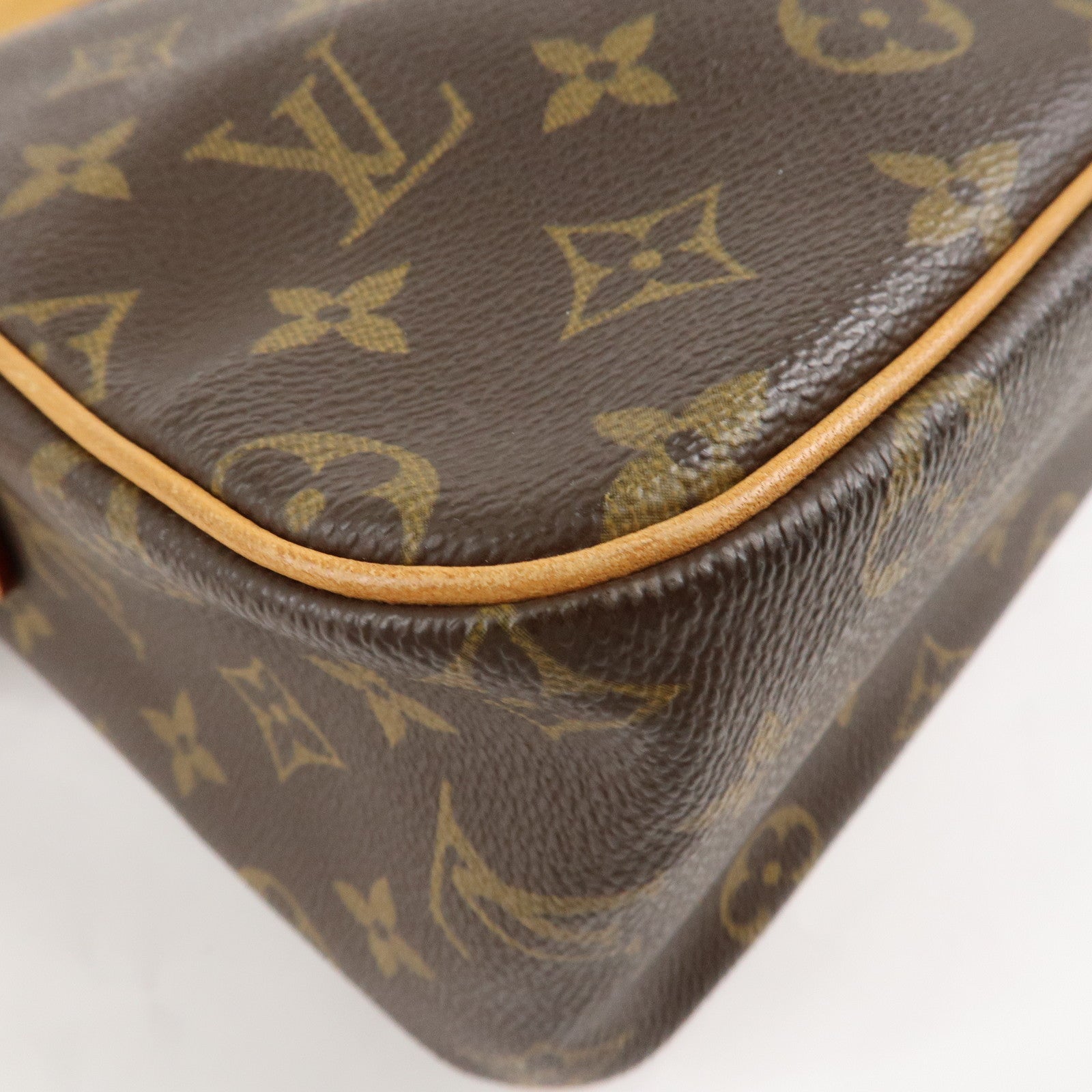 Louis Vuitton Monogram Viva Cite GM Shoulder Bag M51163 Used