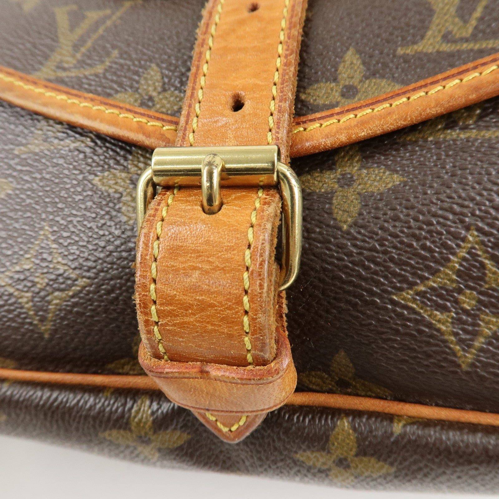 Louis Vuitton Monogram Saumur 30 Crossbody Bag Brown M42256 Used