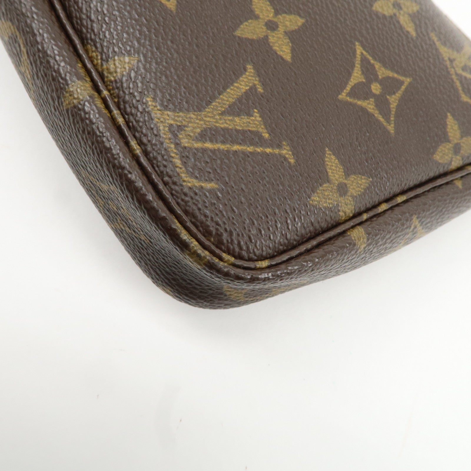 Louis Vuitton Monogram Pochette Accessoires Pouch M51980