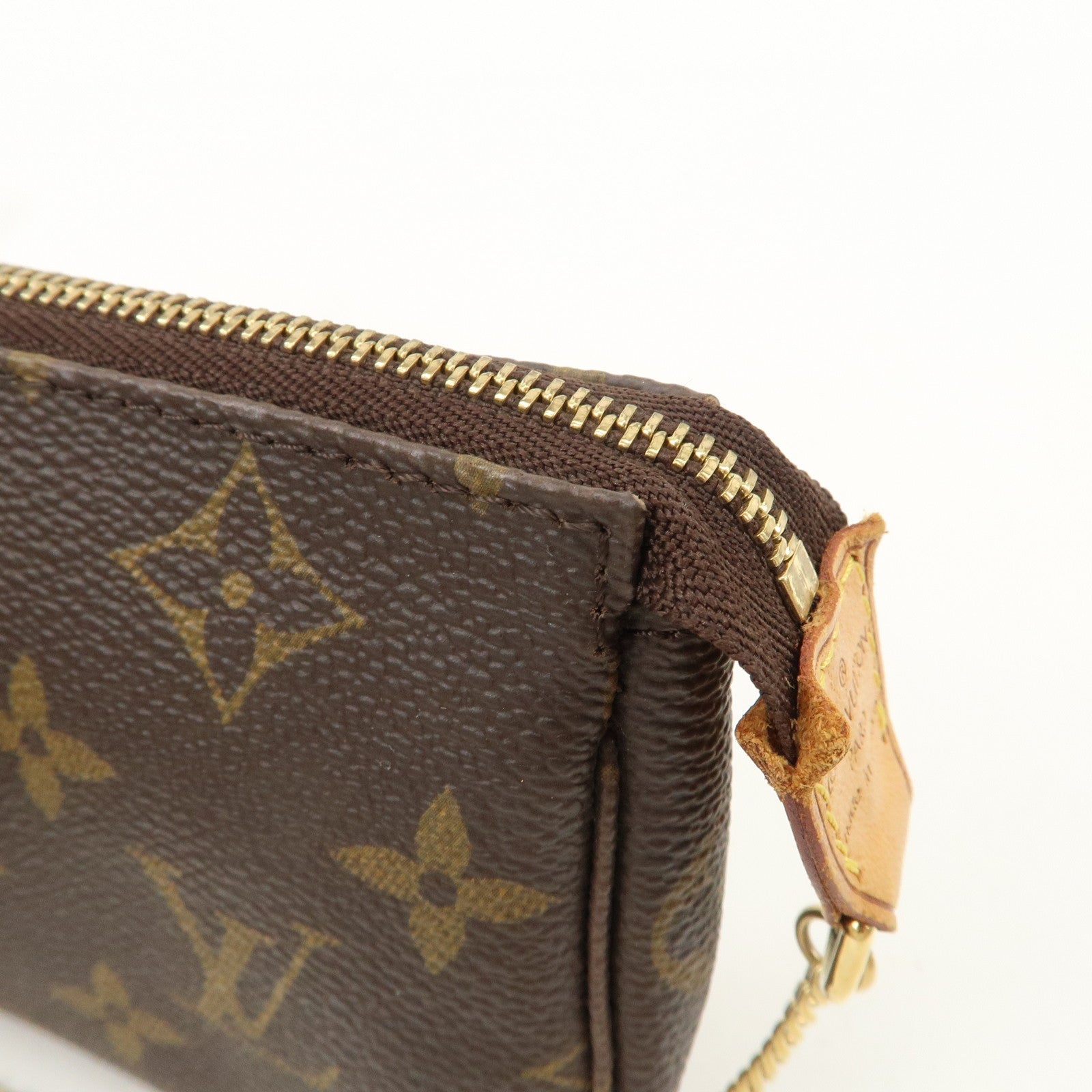 Louis Vuitton Monogram Mini Pochette Accessoires Pouch M58009