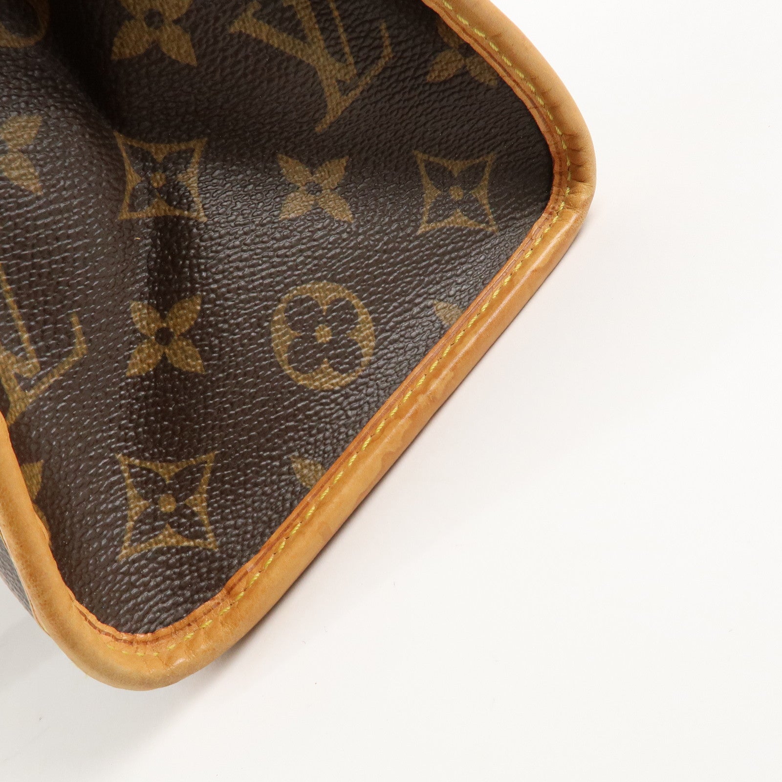 Louis Vuitton Monogram Popincourt Haut Shoulder Bag M40007