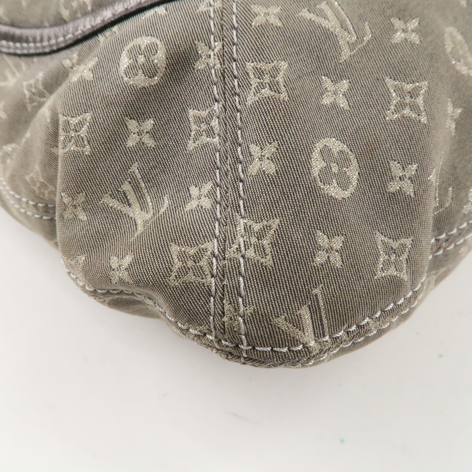 Louis Vuitton Monogram MiniLin Manon MM ShoulderBag Platine M95618