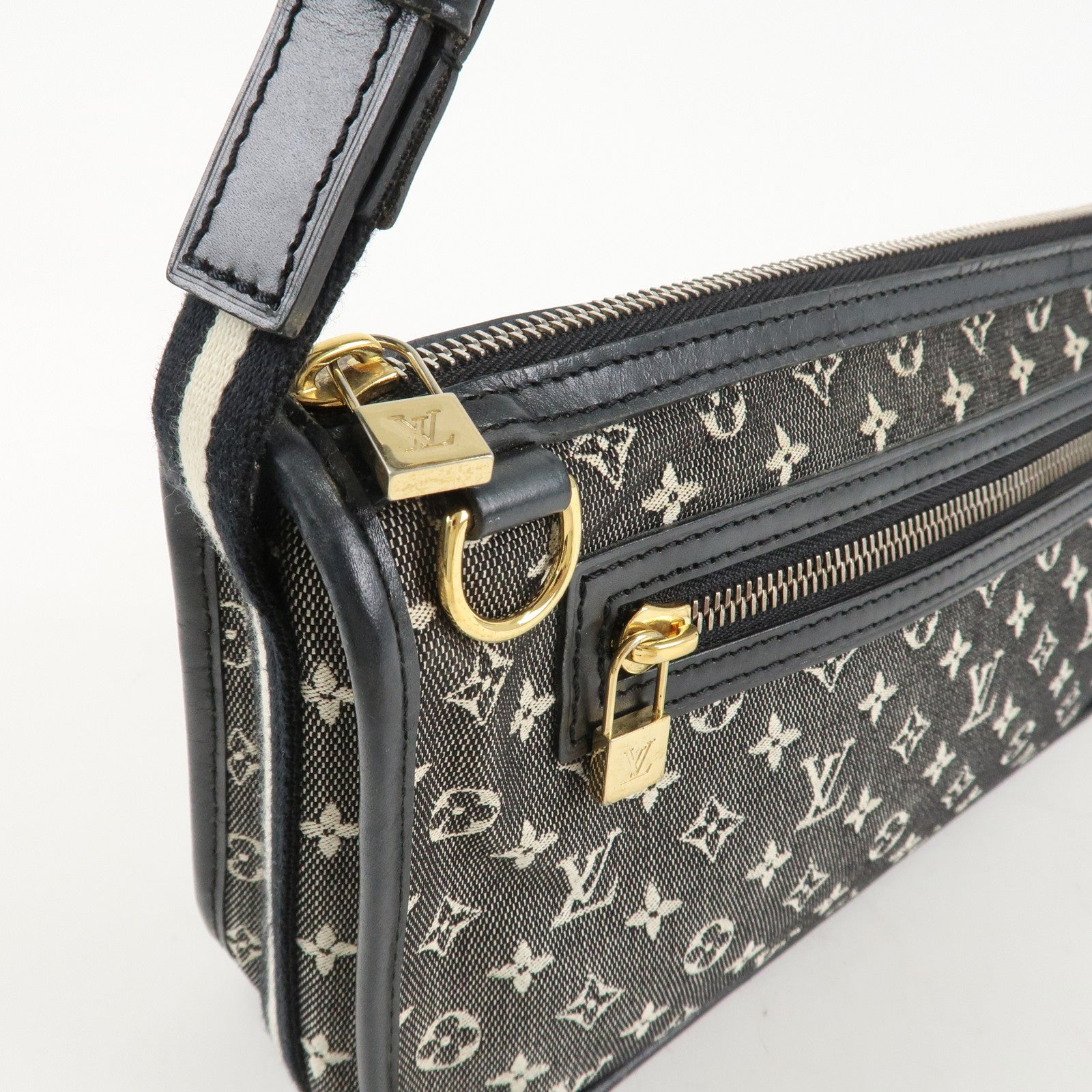 Louis Vuitton Monogram Mini Pochette Catrine Noir M92334