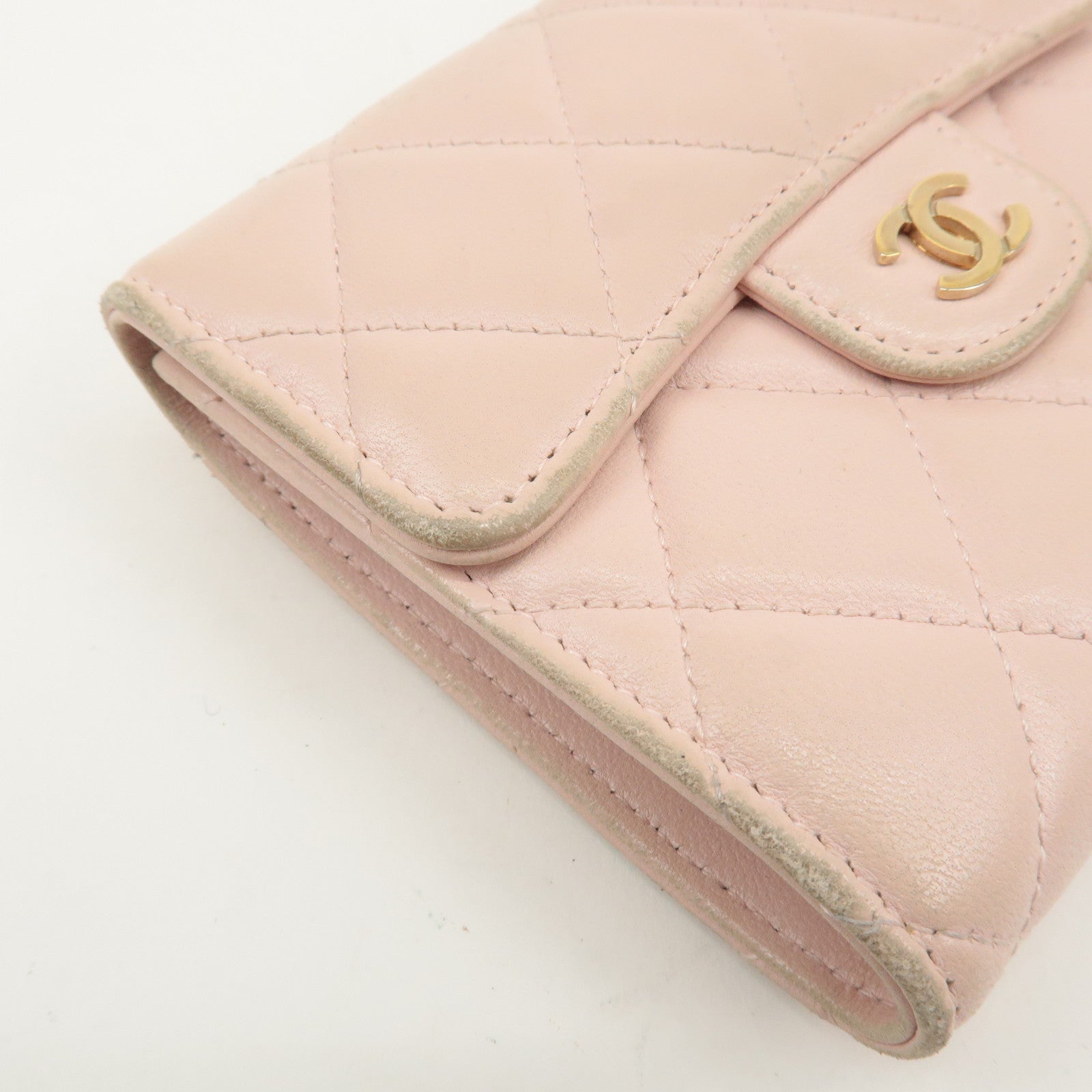 CHANEL Matelasse Lamb Skin Small Bi-fold Wallet Pink AP0231