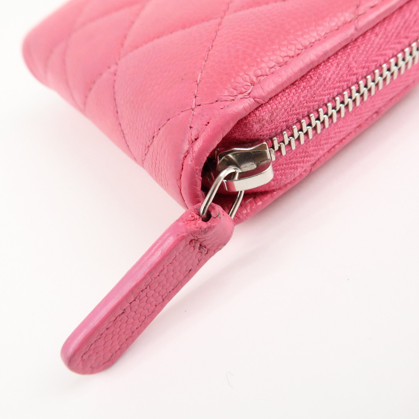 CHANEL Matelasse Caviar Skin Zippy Around Coin Purse Pink