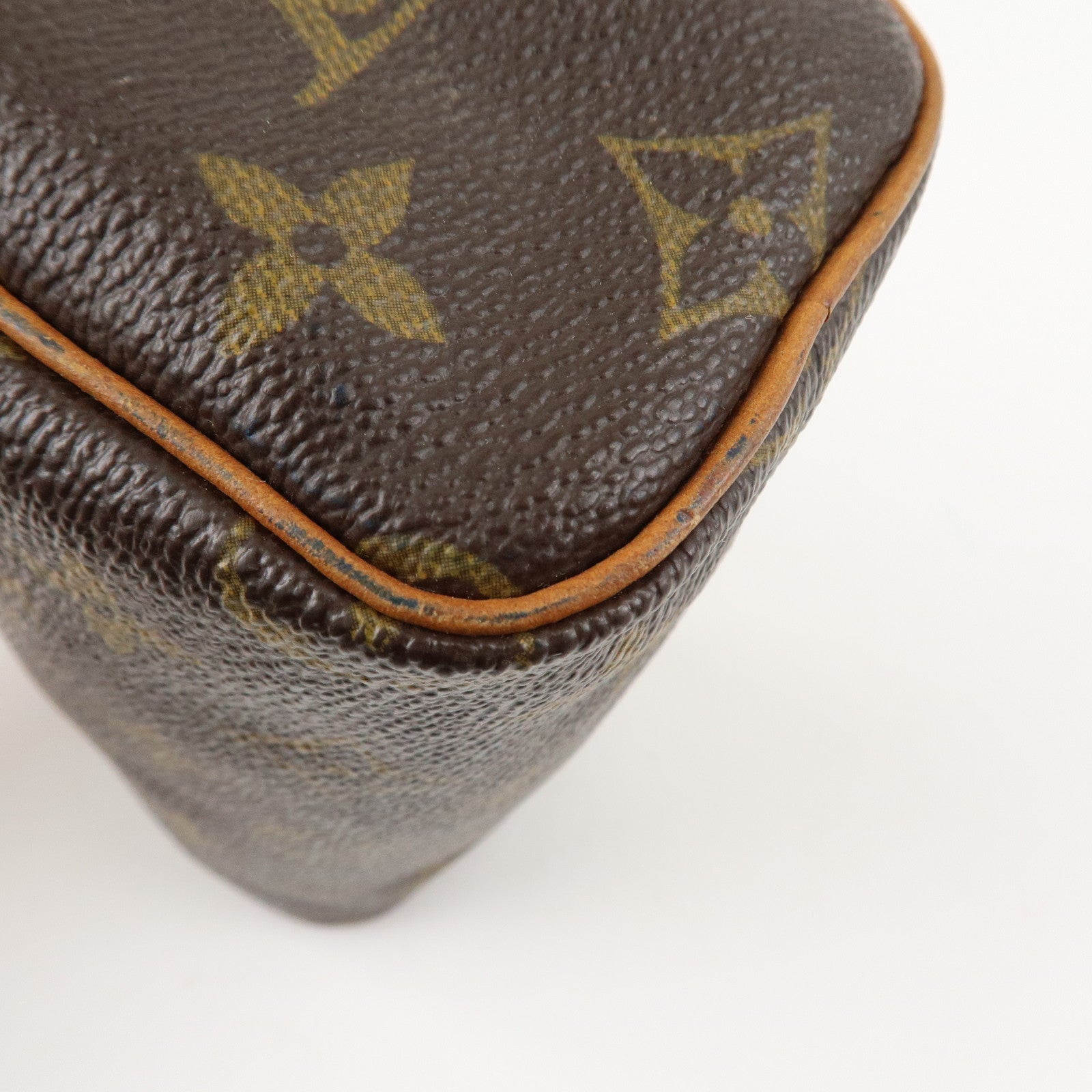 Louis Vuitton Monogram Mini Speedy 
Strap M41534 J75010 Used