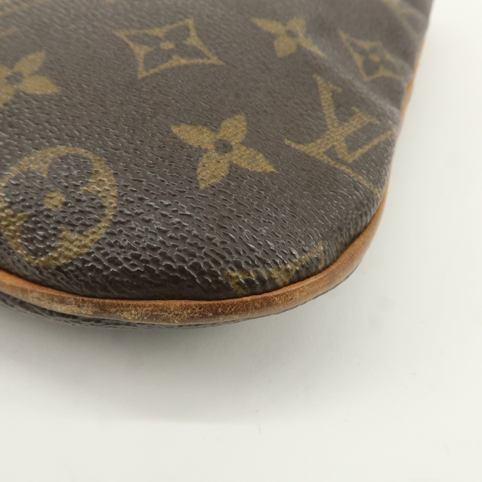 Louis Vuitton Monogram Pochette Bosphore Shoulder Bag M40044