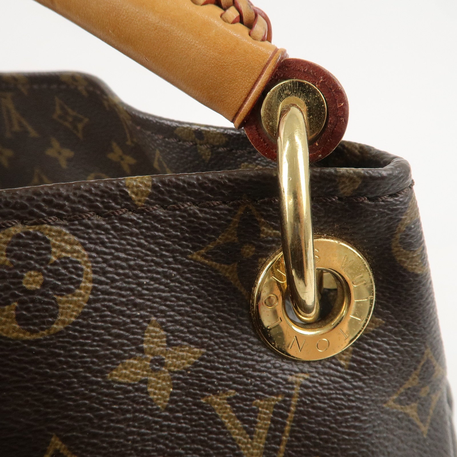 Louis Vuitton Monogram Artsy MM Shoulder Bag Brown M40249