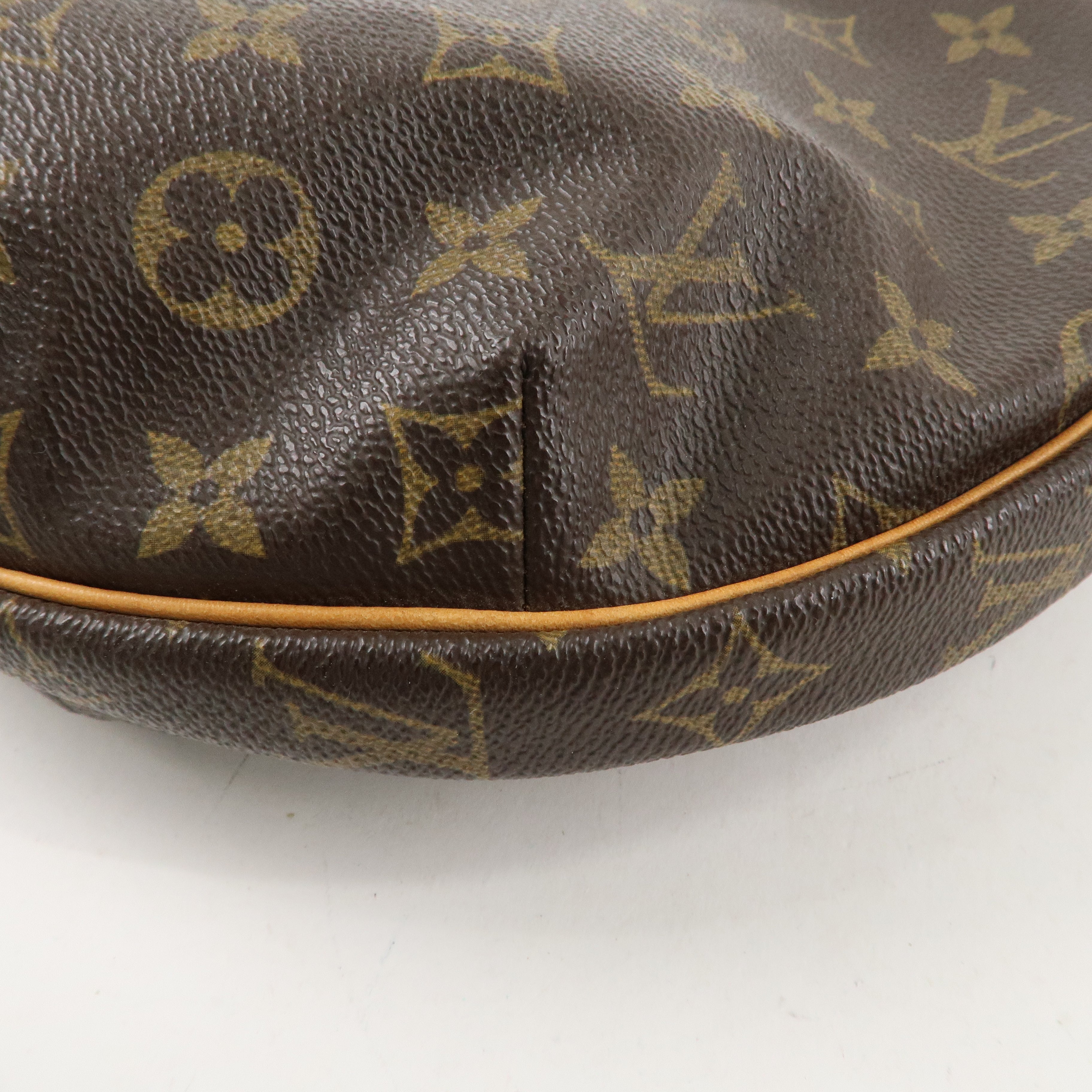 Louis Vuitton Monogram Croissant MM Shoulder Bag Hand Bag M51512