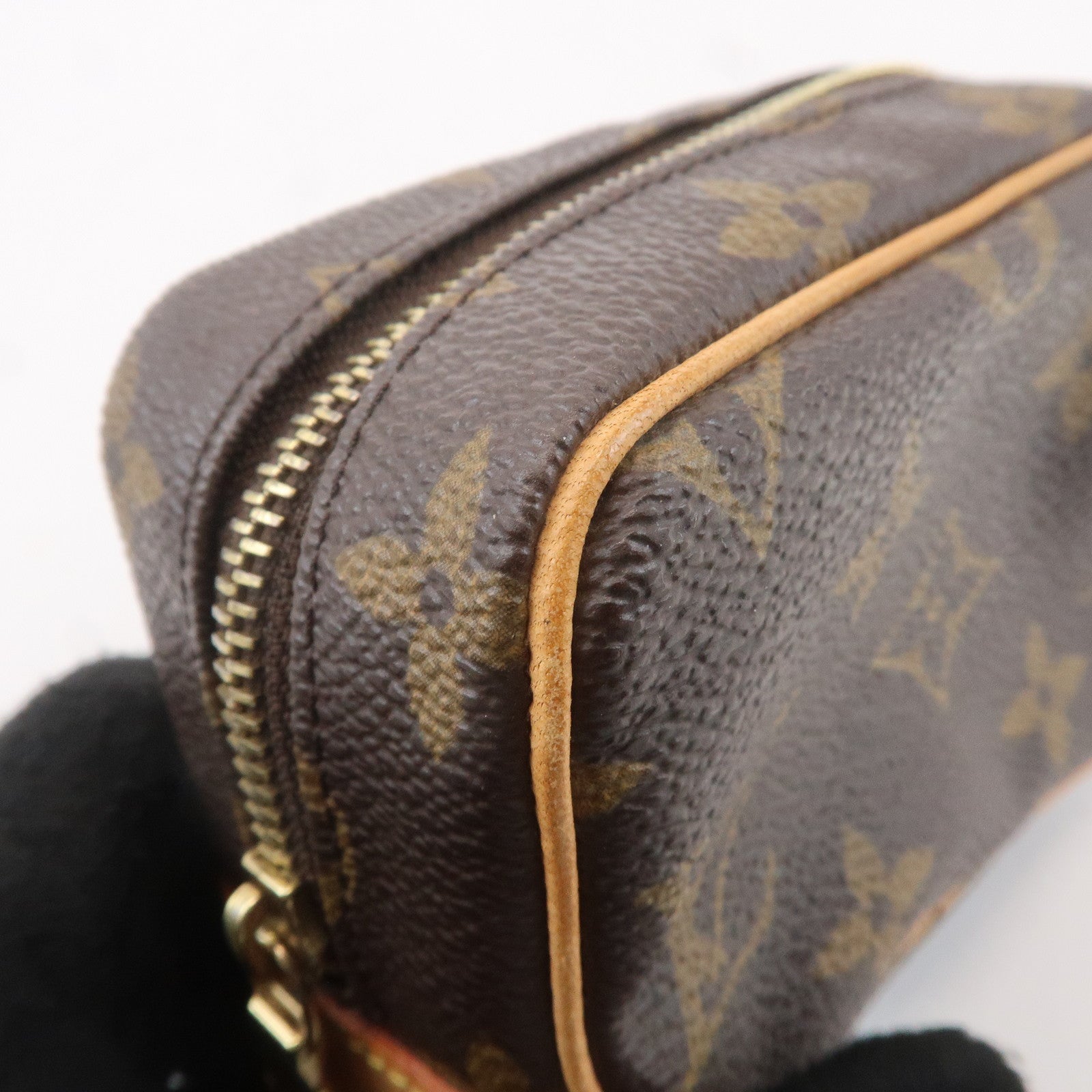 Louis Vuitton Monogram Trousse Wapity Pouch Camera Case M58030