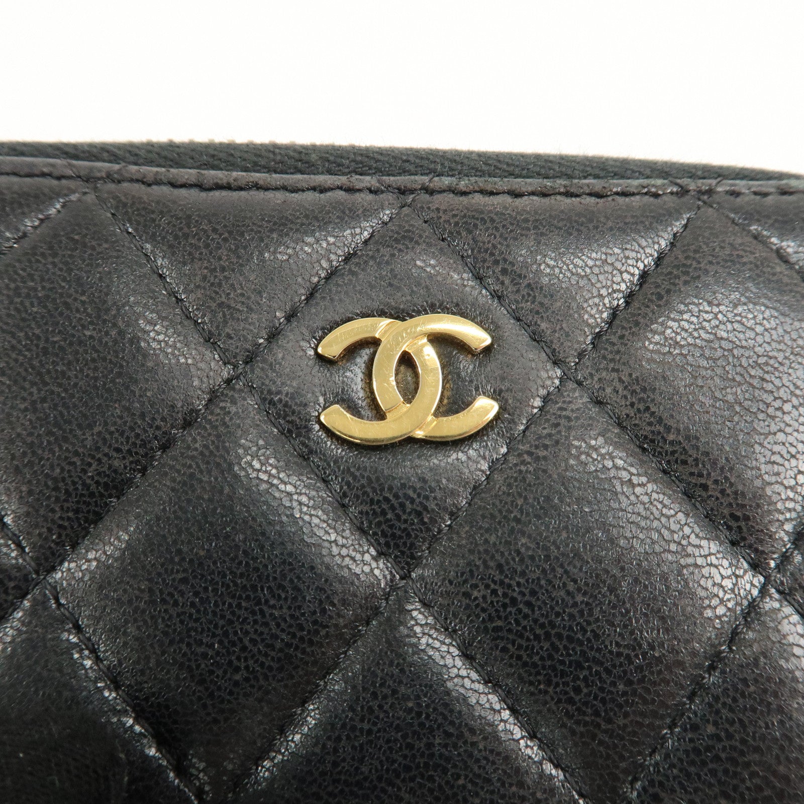 CHANEL Matelasse Lamb Skin Zip Around Coin Case Black A69271